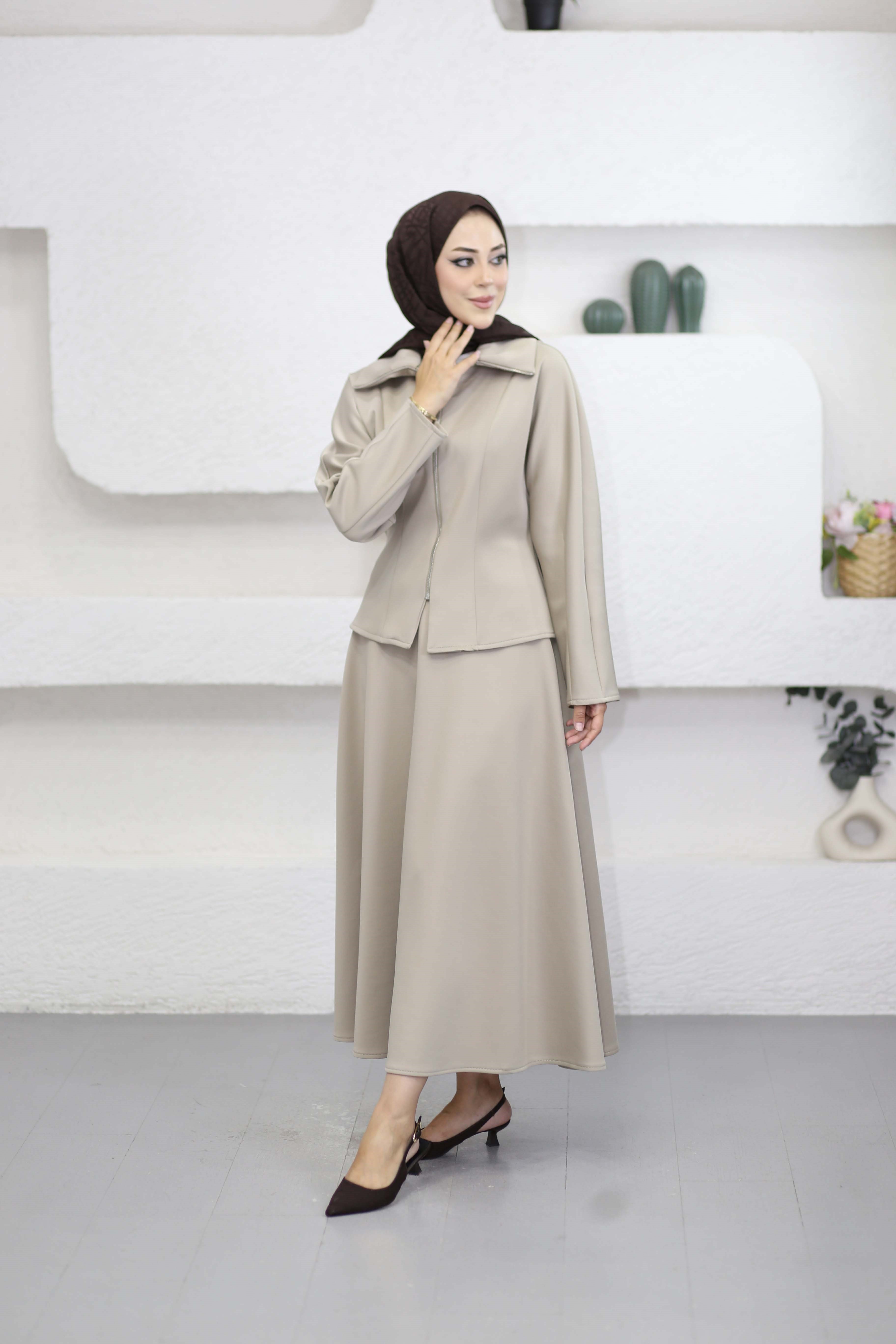 Çift Pensli Etekli Takım Bej 3263