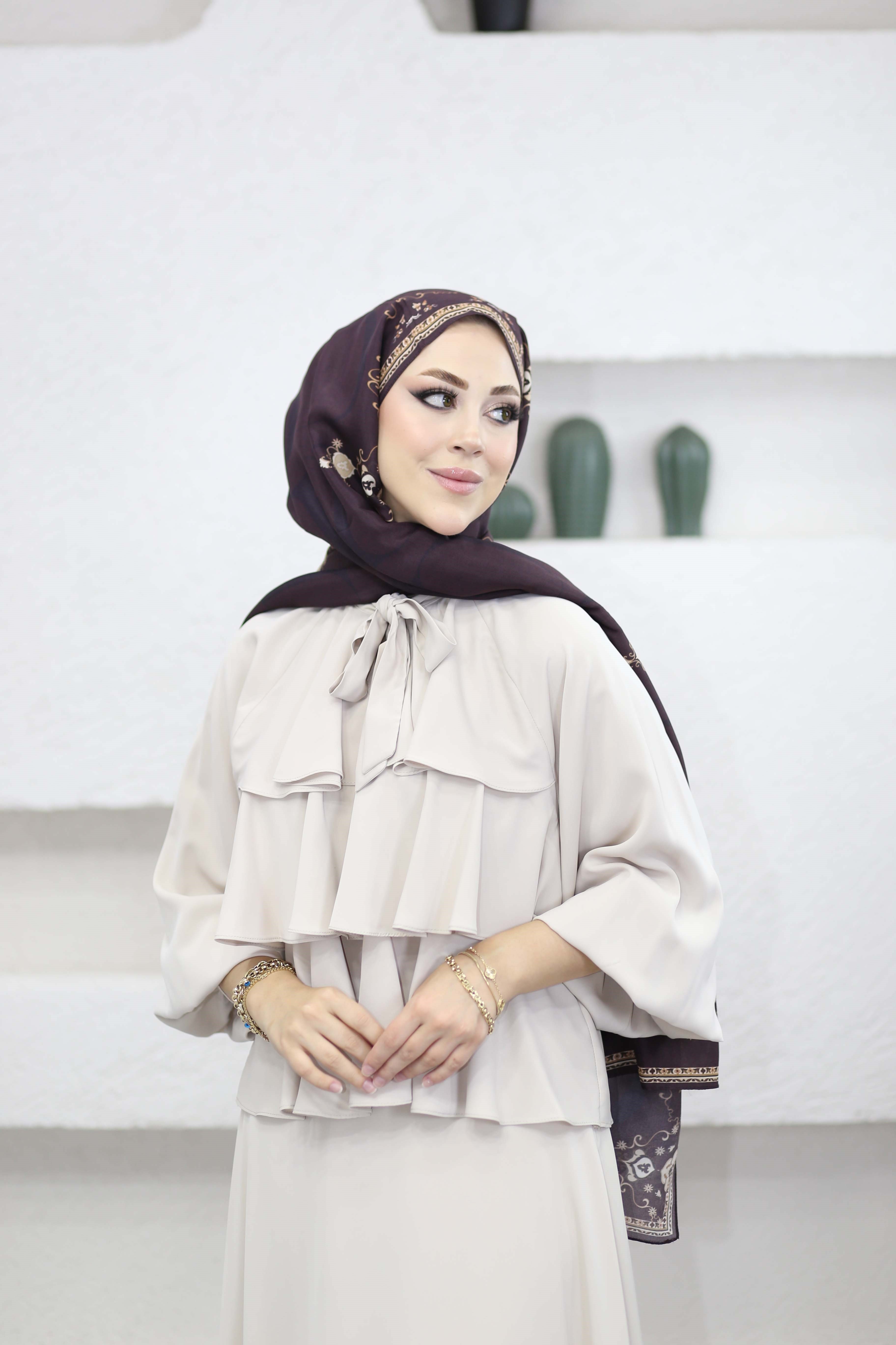 Leyla Takım Taş 3217