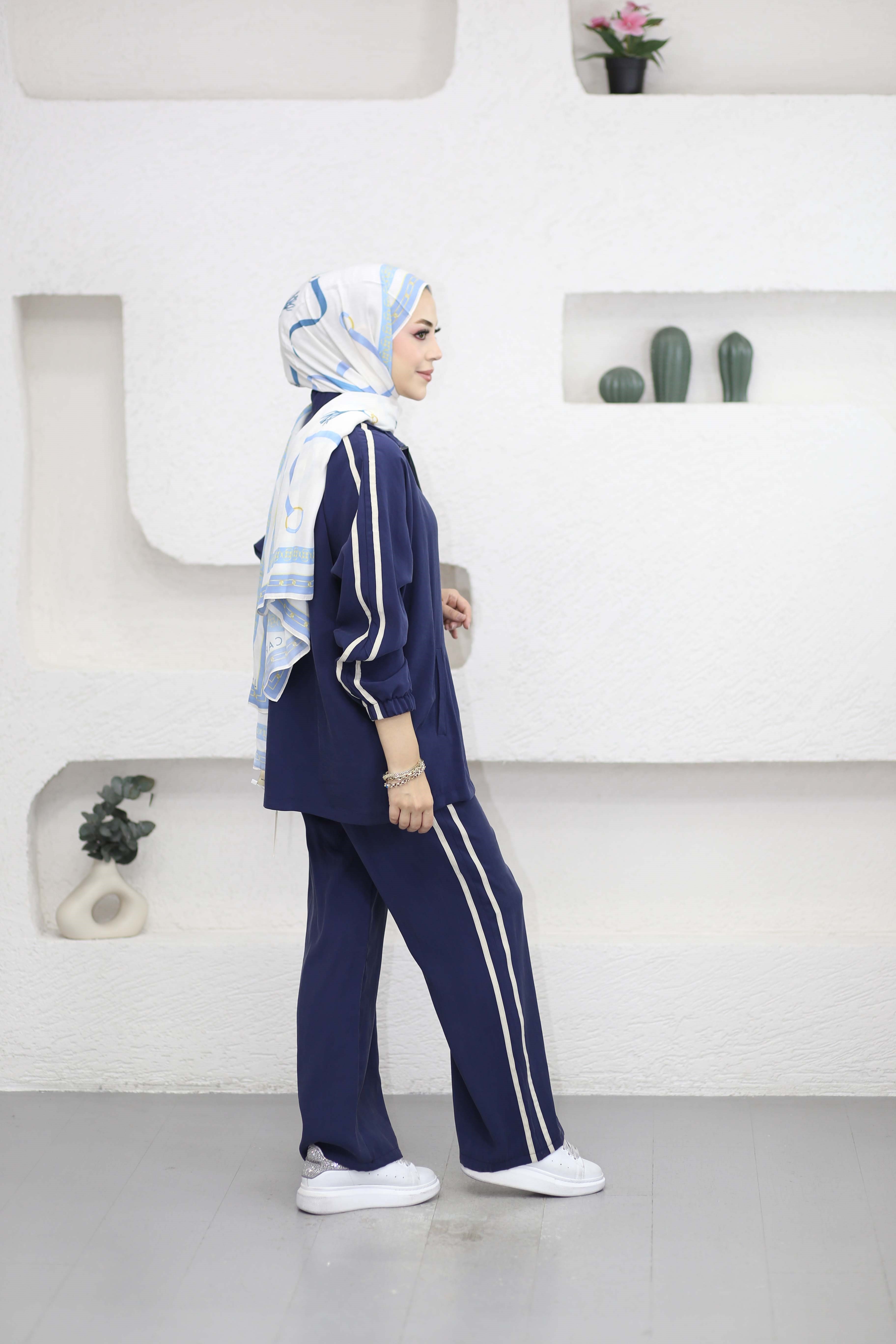 Nisan Takım Lacivert 3179