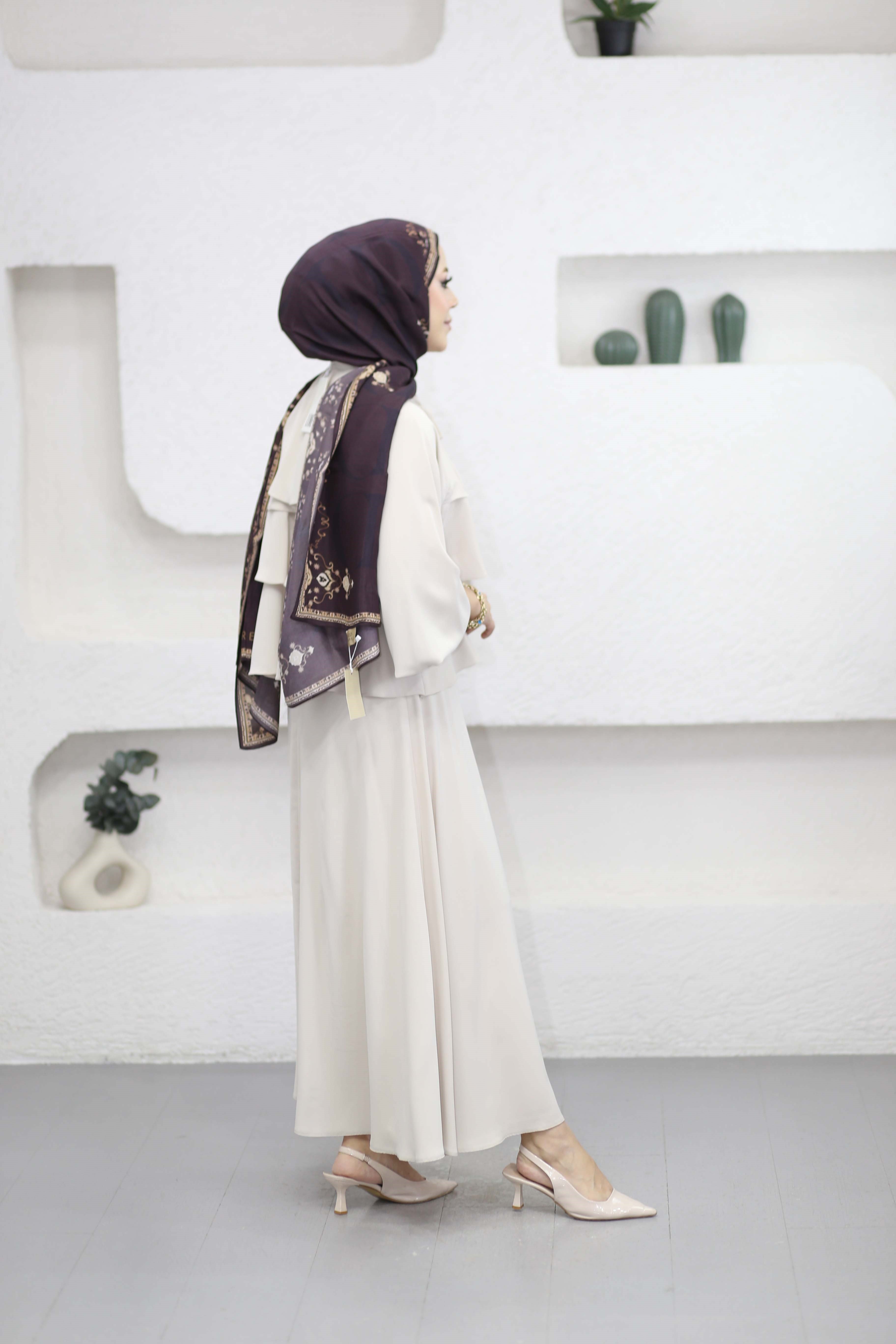 Leyla Takım Taş 3217
