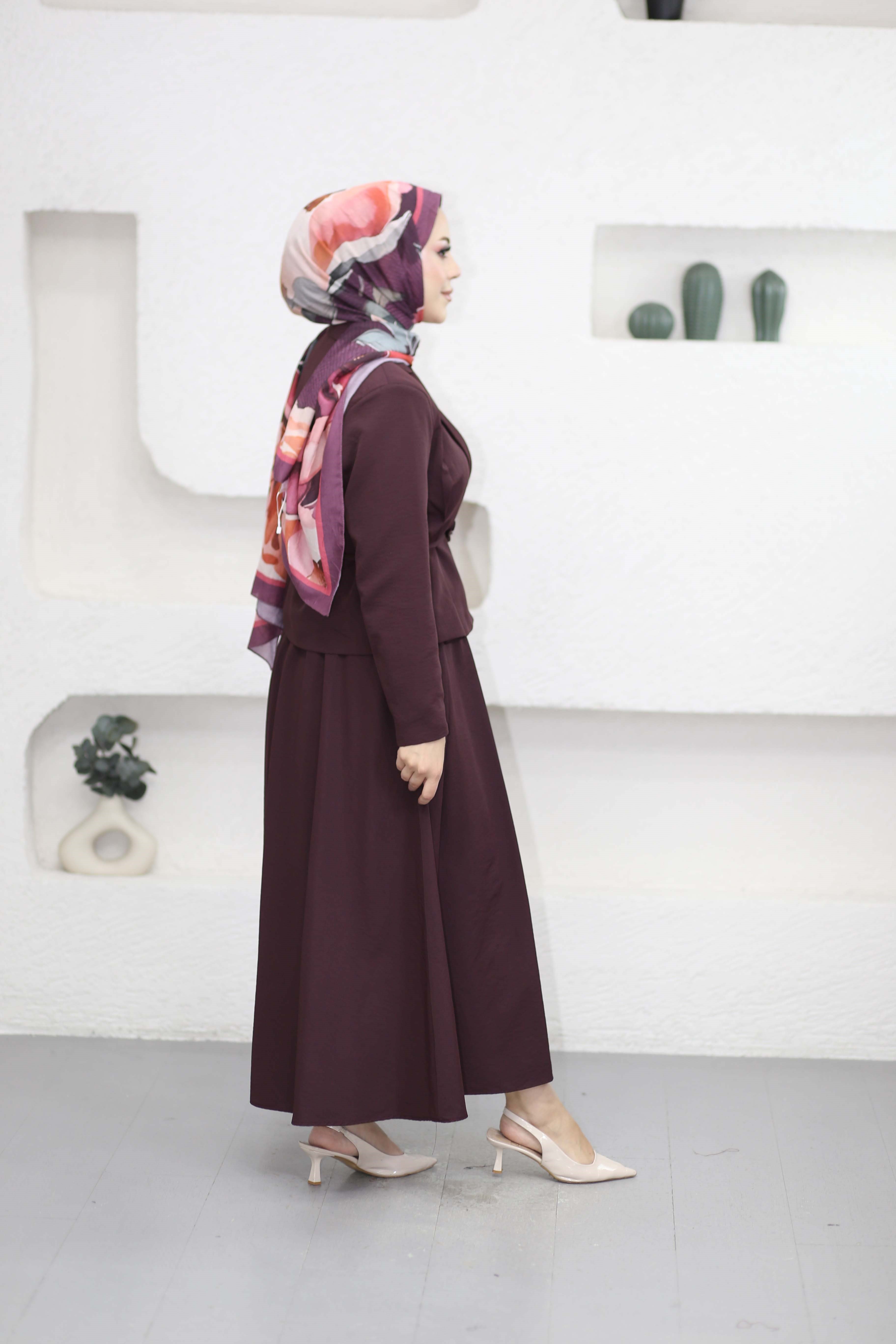 Sara Belden Oturtmalı Etekli Takım Bordo 8682