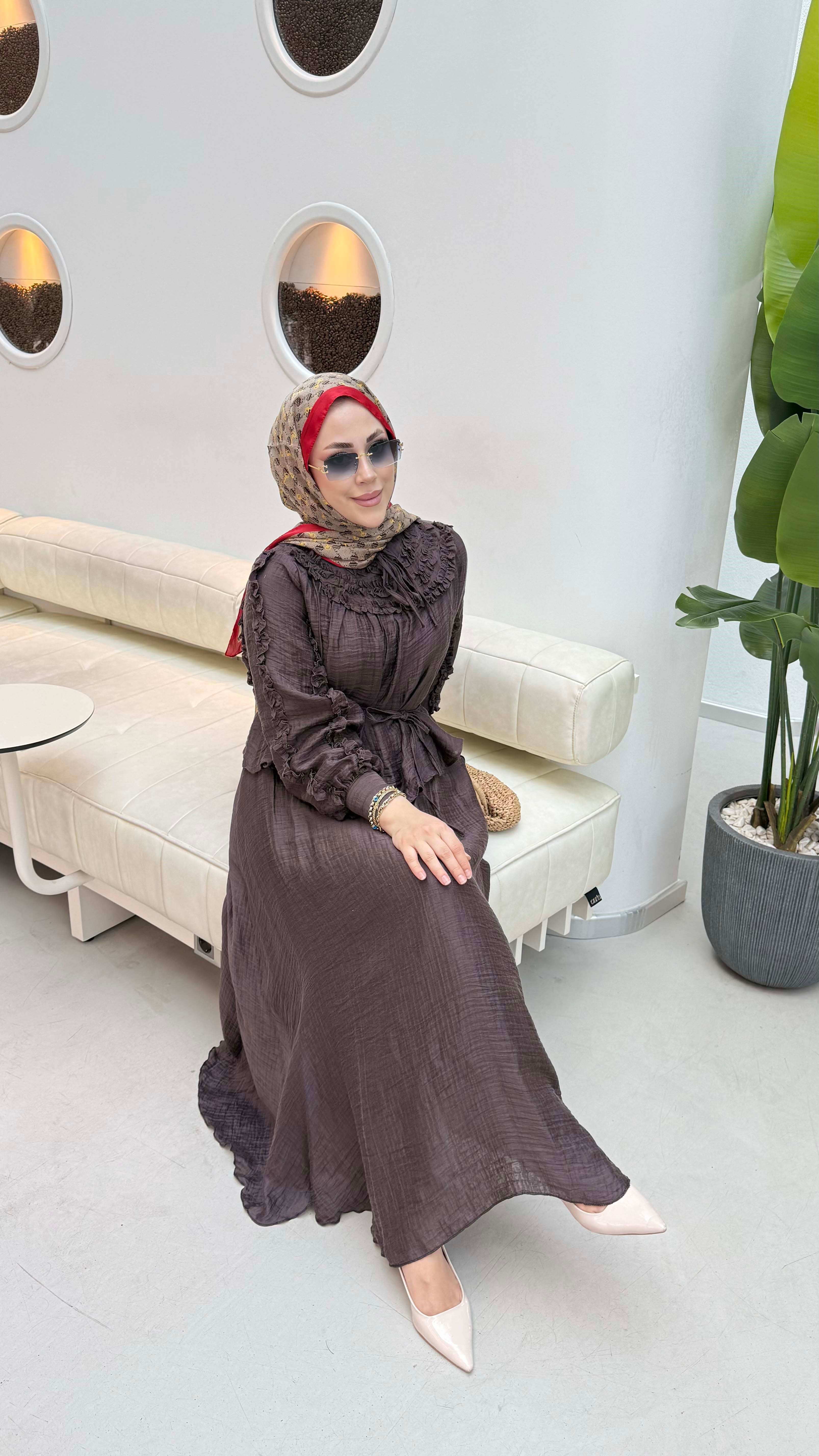 İnce Fırfırlı Etek Takım Kahverengi 8625