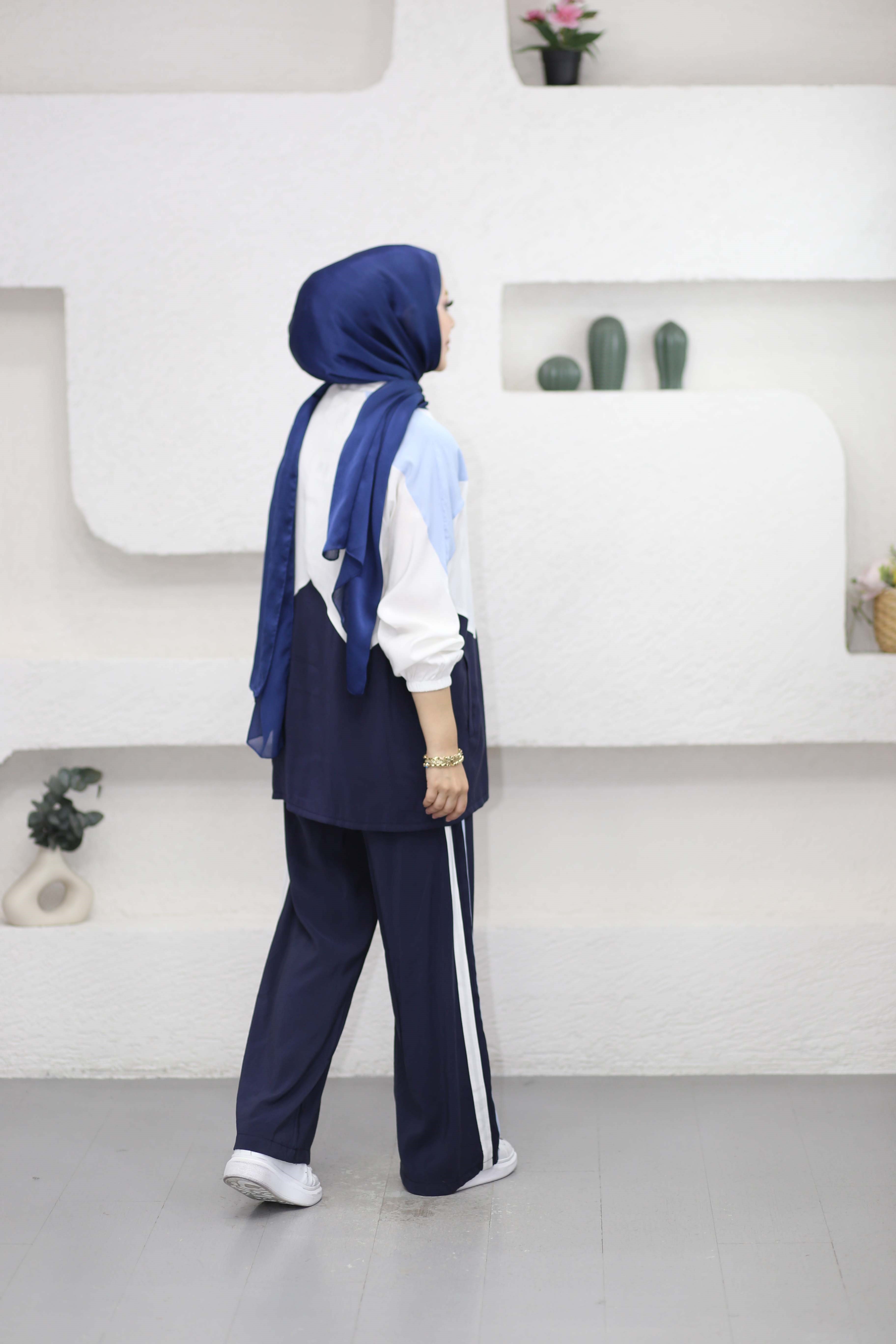 Naz Takım Lacivert 22896