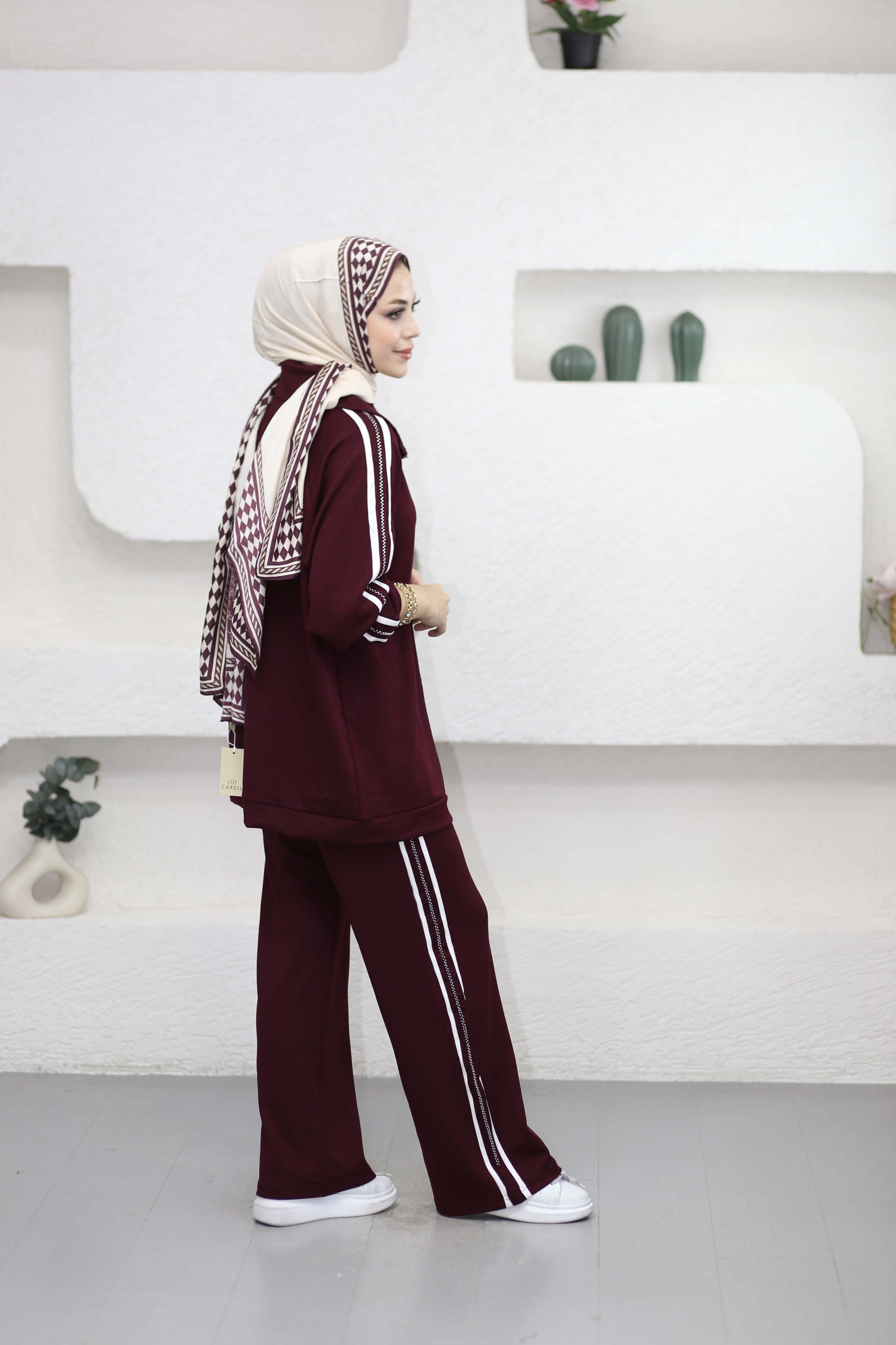 Boncuk İşlemeli Geniş Yaka Takım Bordo 3405
