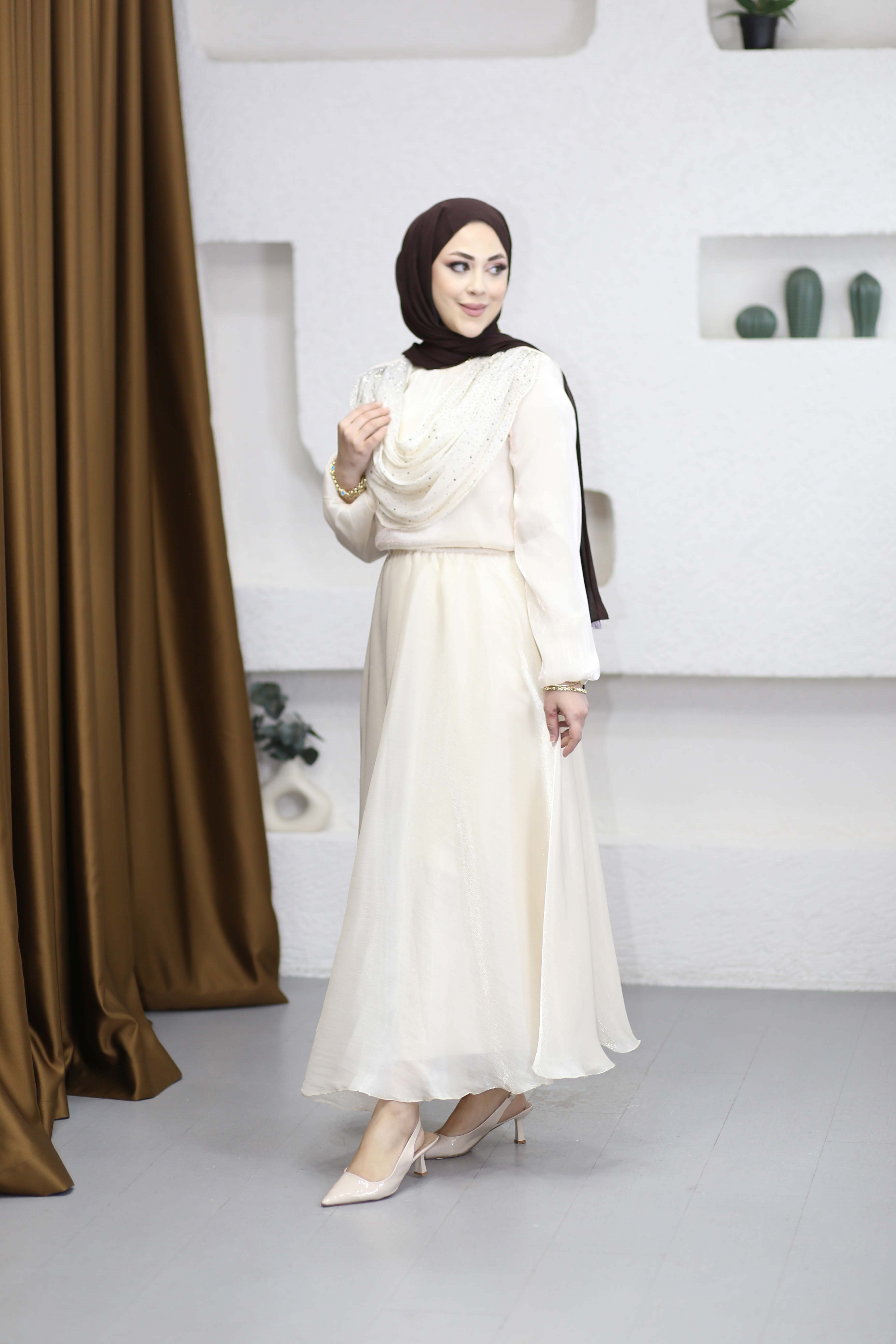 Şal Yakalı Taşlı Takım Bej 7353