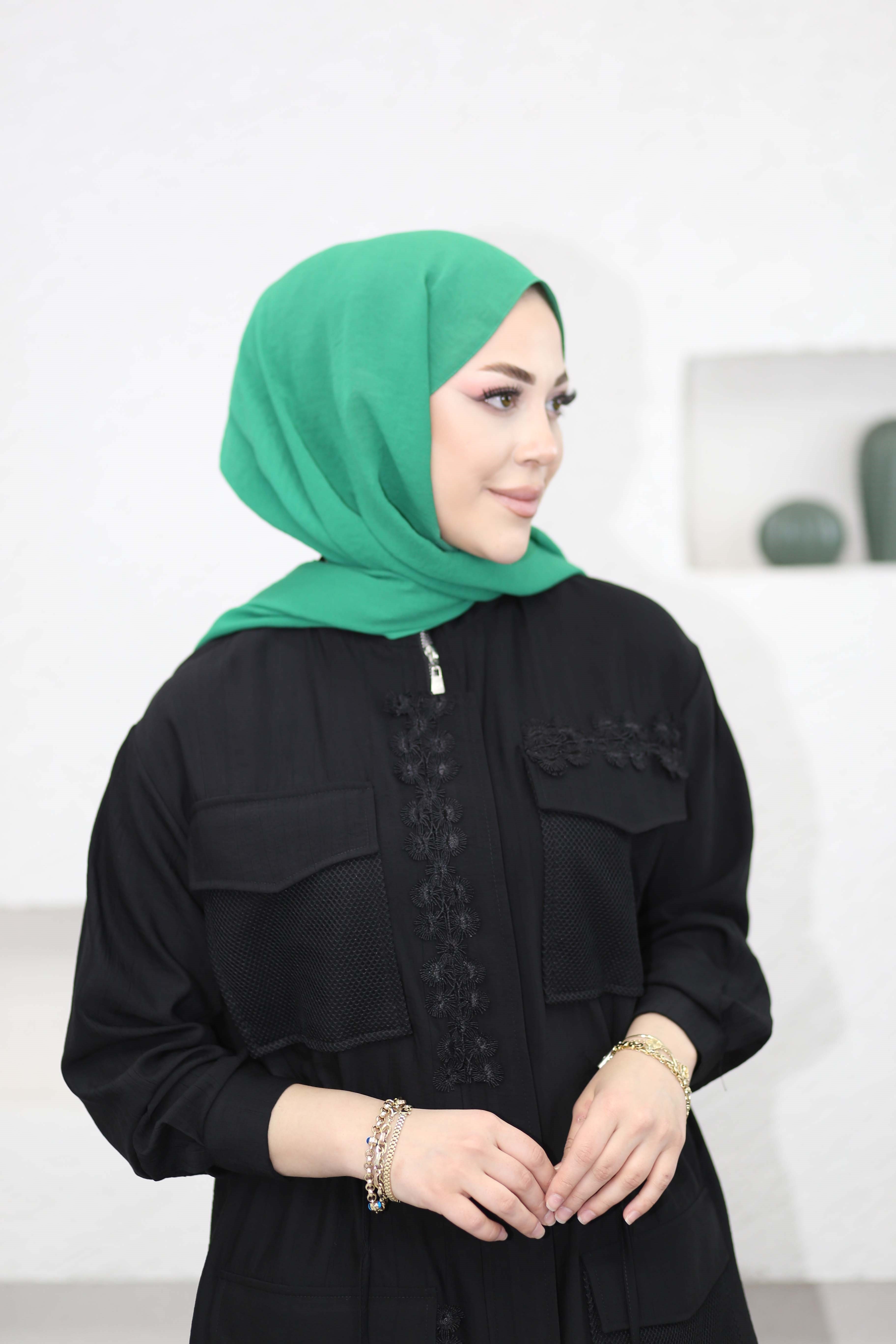 Ela Takım Siyah 1549