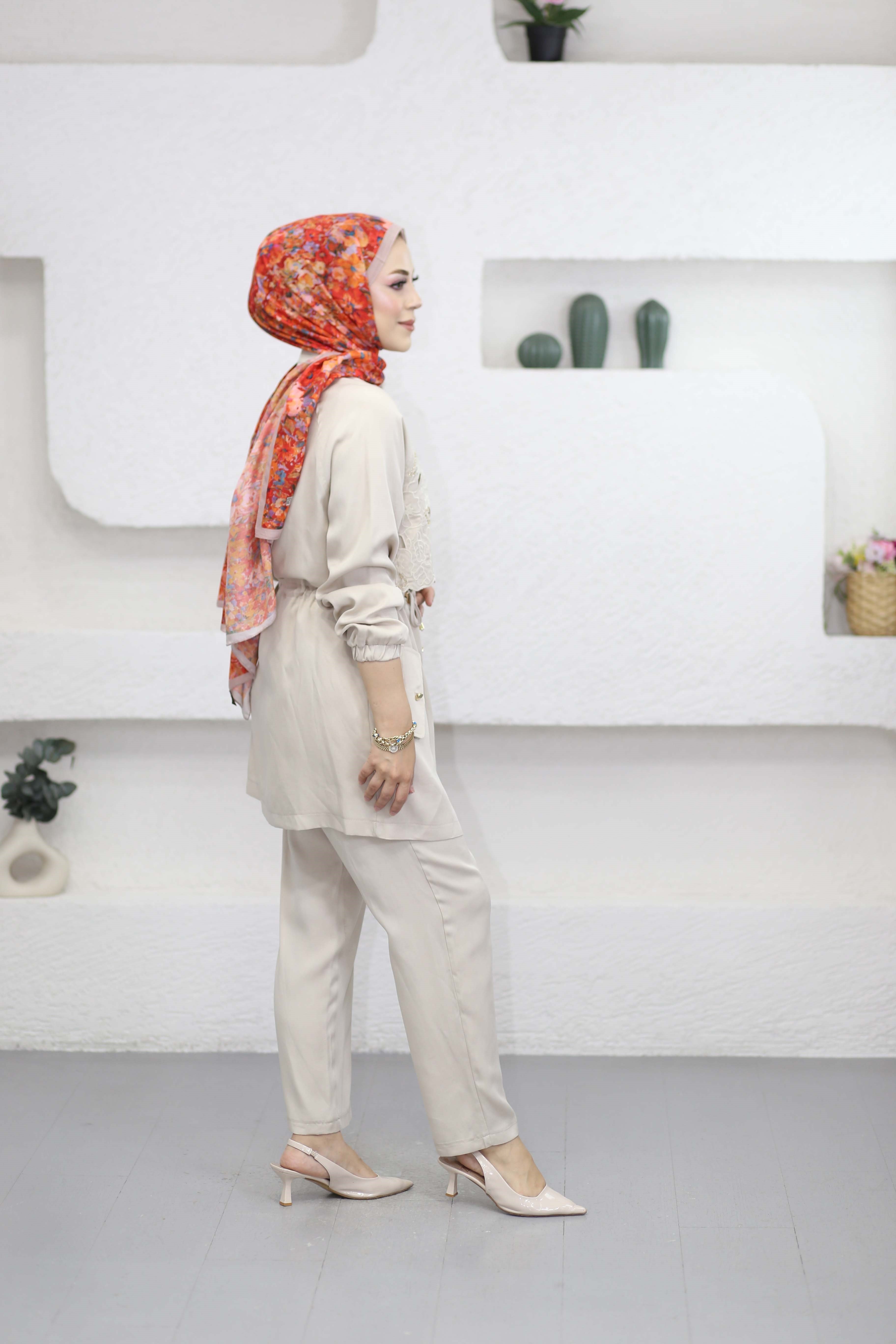 Flora Takım Bej 1487