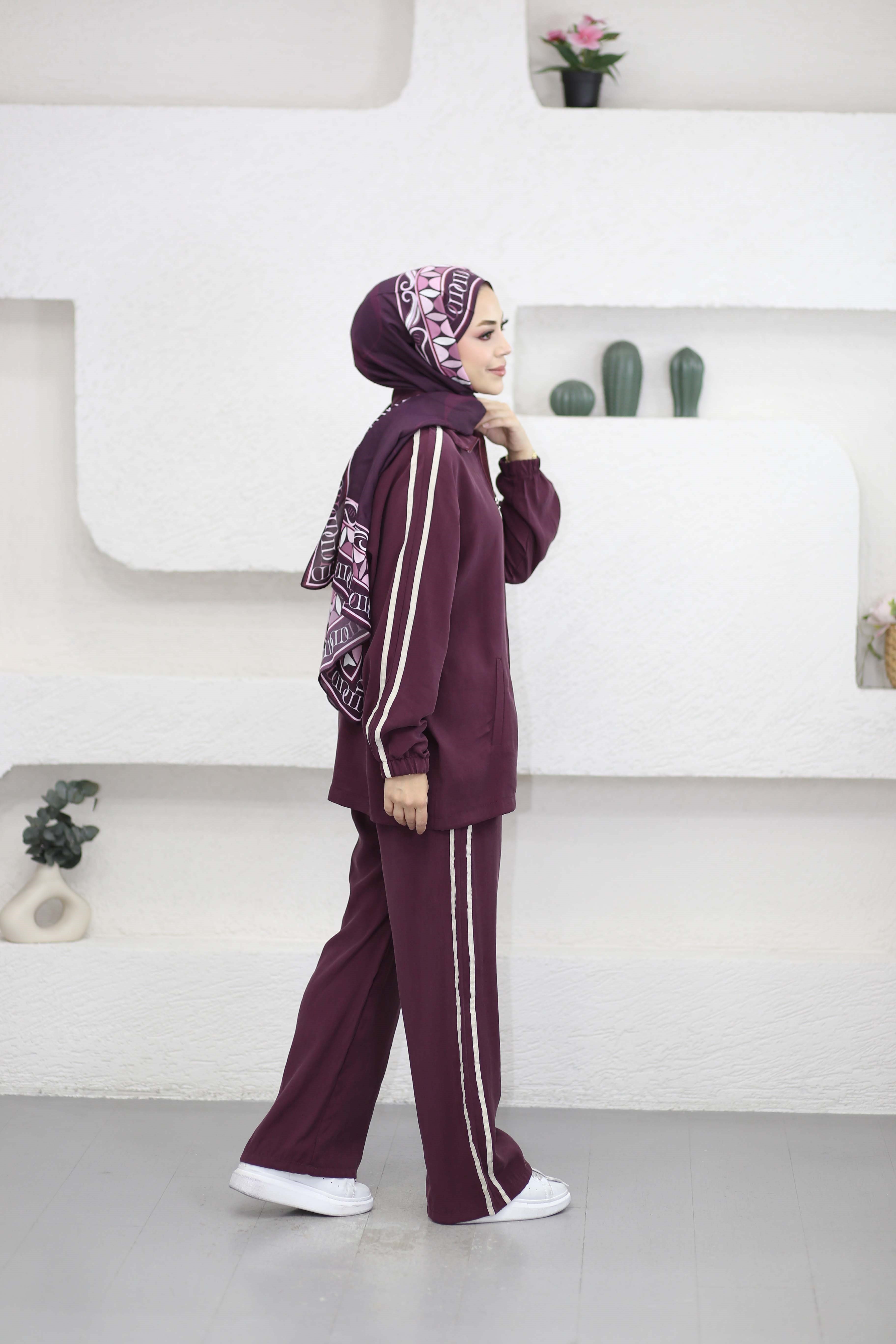 Nisan Takım Bordo 3179