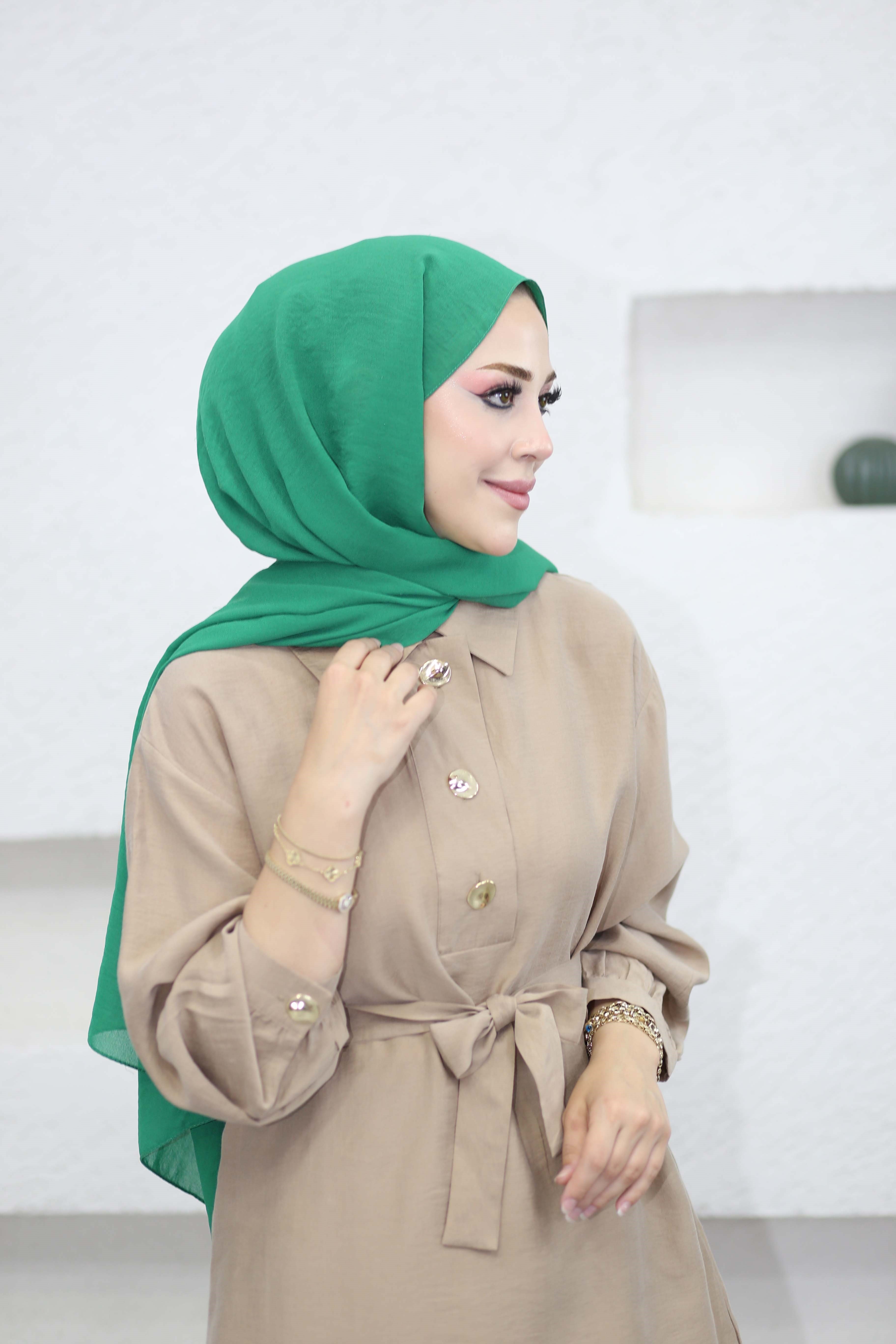 Yakası Düğmeli Bol Paça Takım Camel 7470