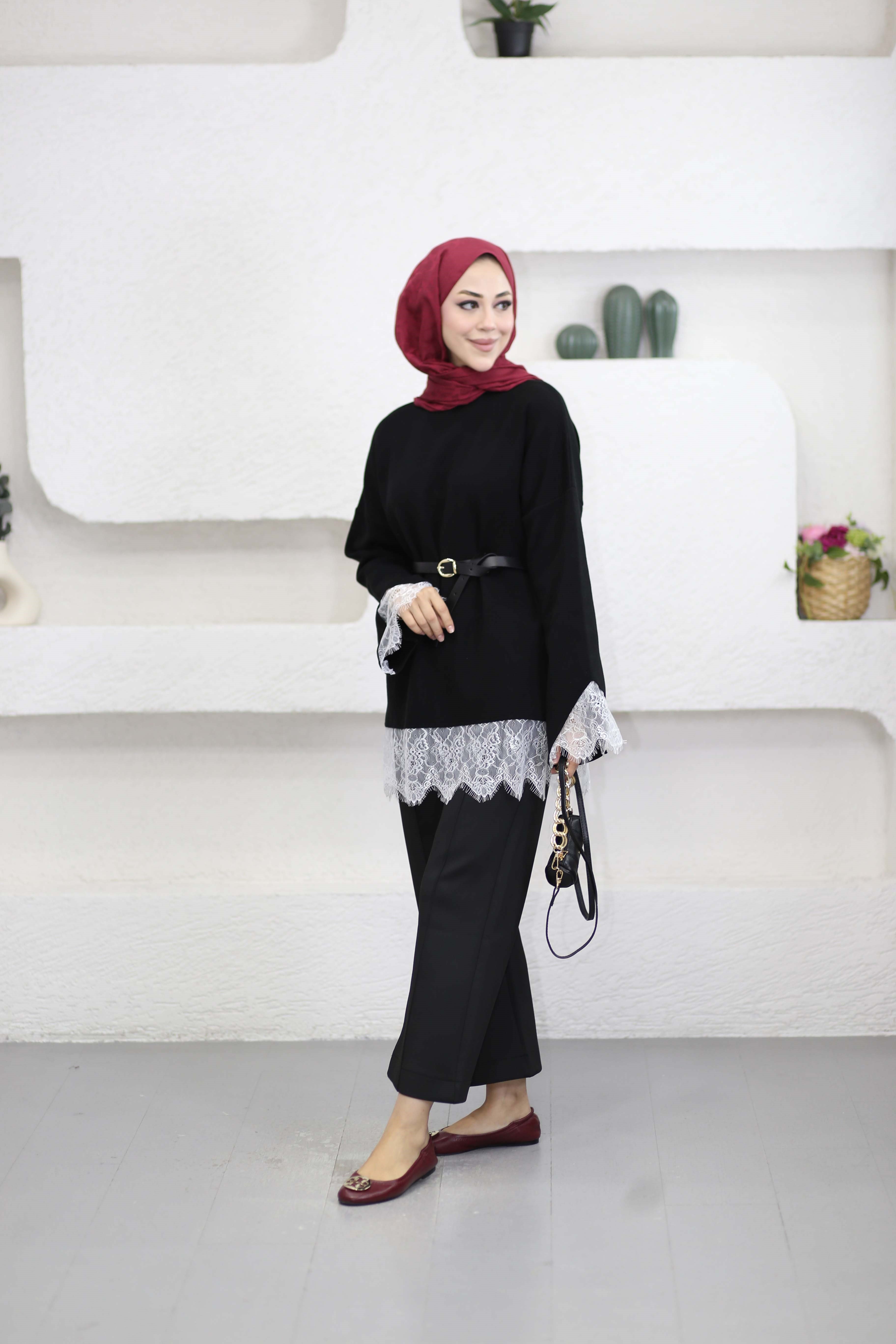Altı Dantelli Triko Tunik Siyah 26200