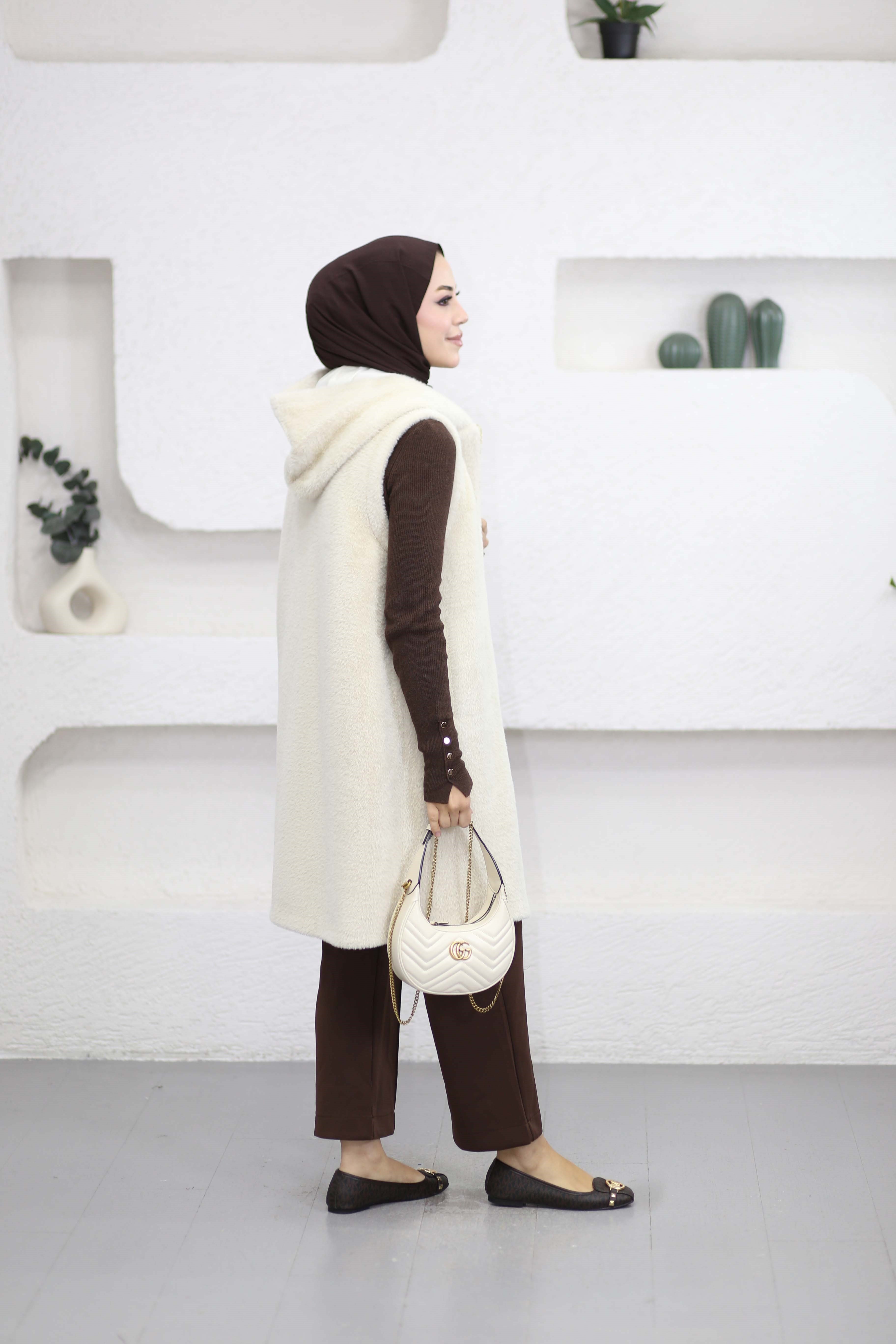 Uzun Angora Yelek Bej 4630