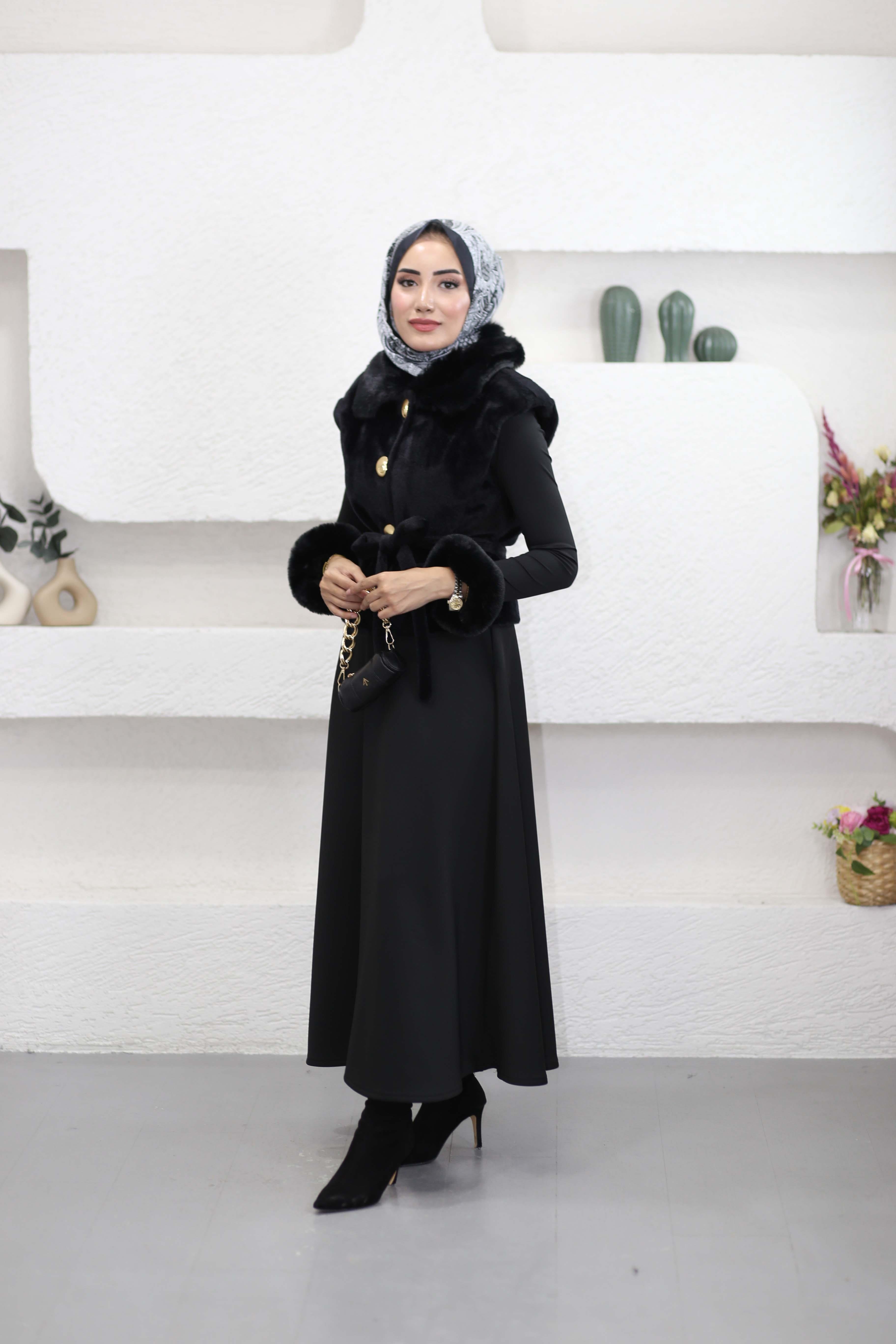Sery Yaka Kürklü Yelek Siyah 6907
