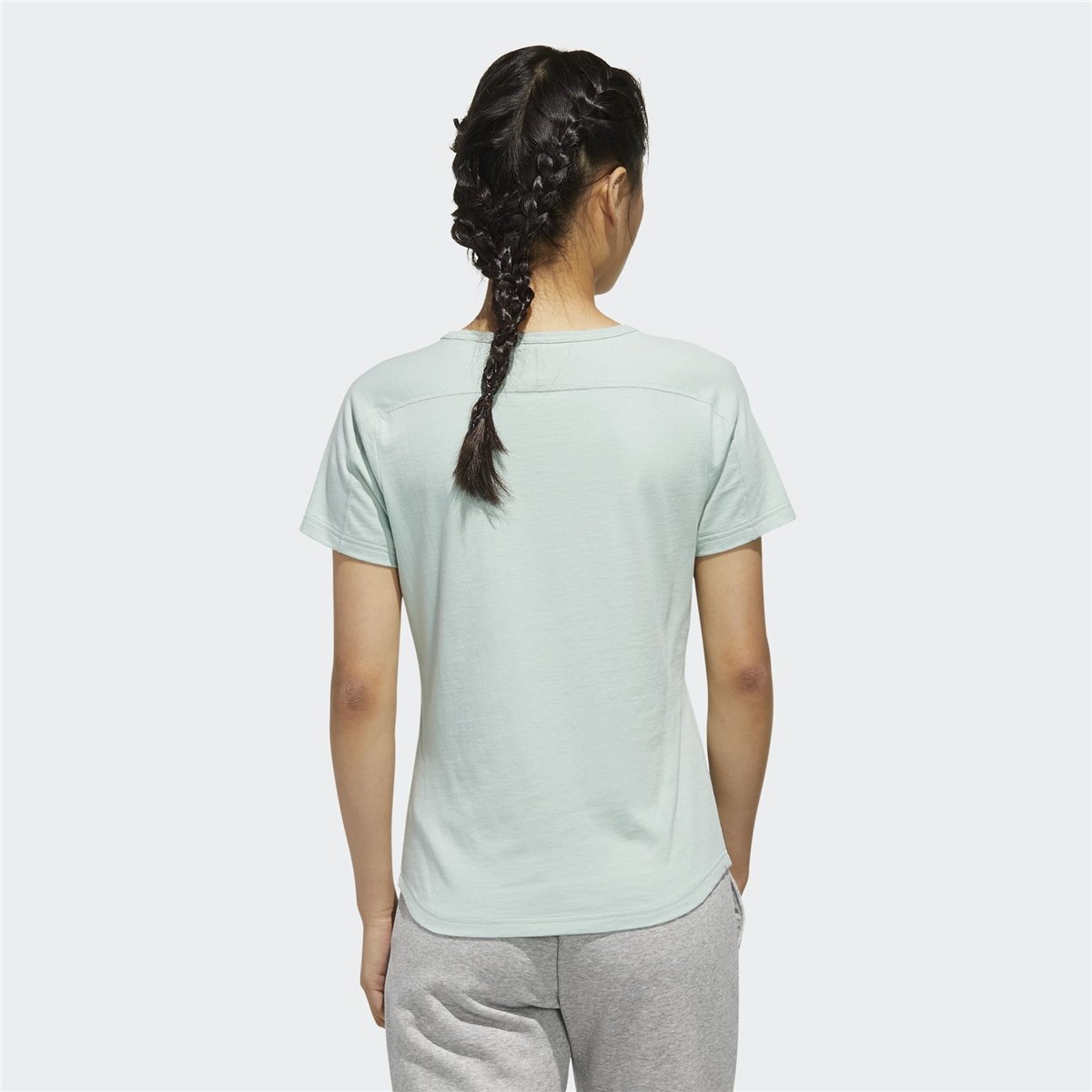 adidas Brilliant Basics Kadın Tişört