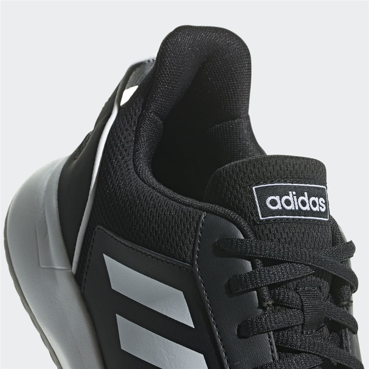 adidas Courtsmash Erkek Tenis Ayakkabısı