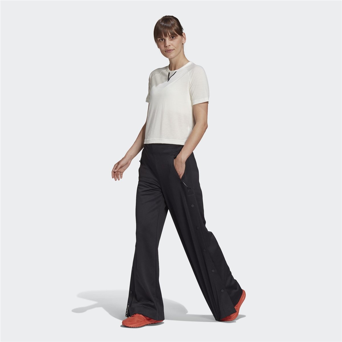 adidas Crop Kadın Tişört