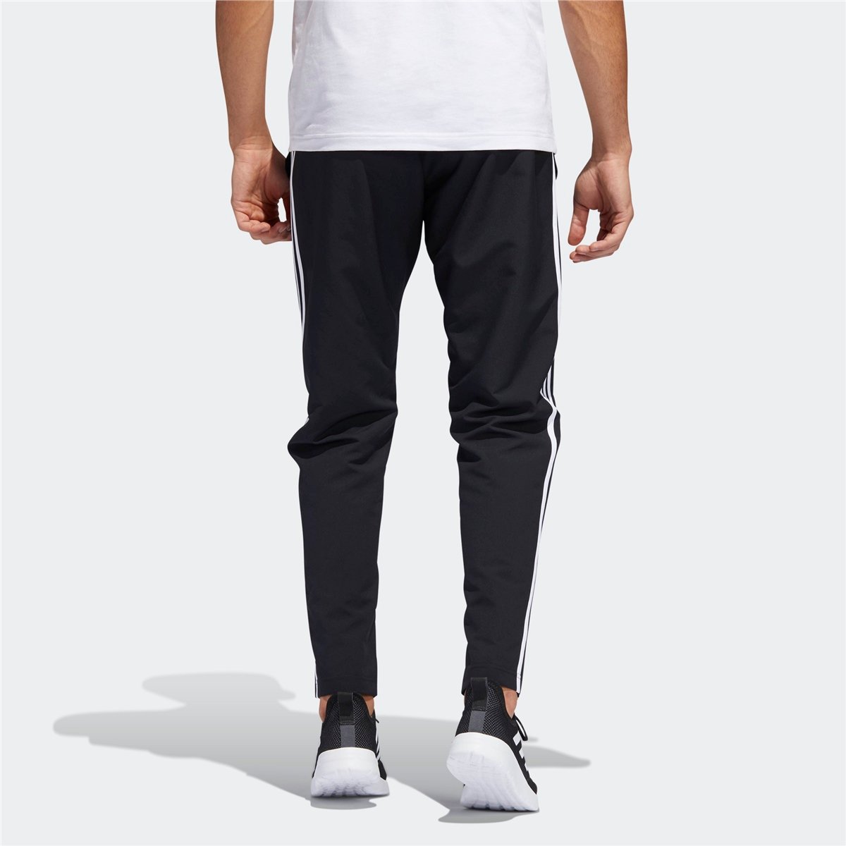 adidas Essentials 3-Stripes Erkek Eşofman Altı