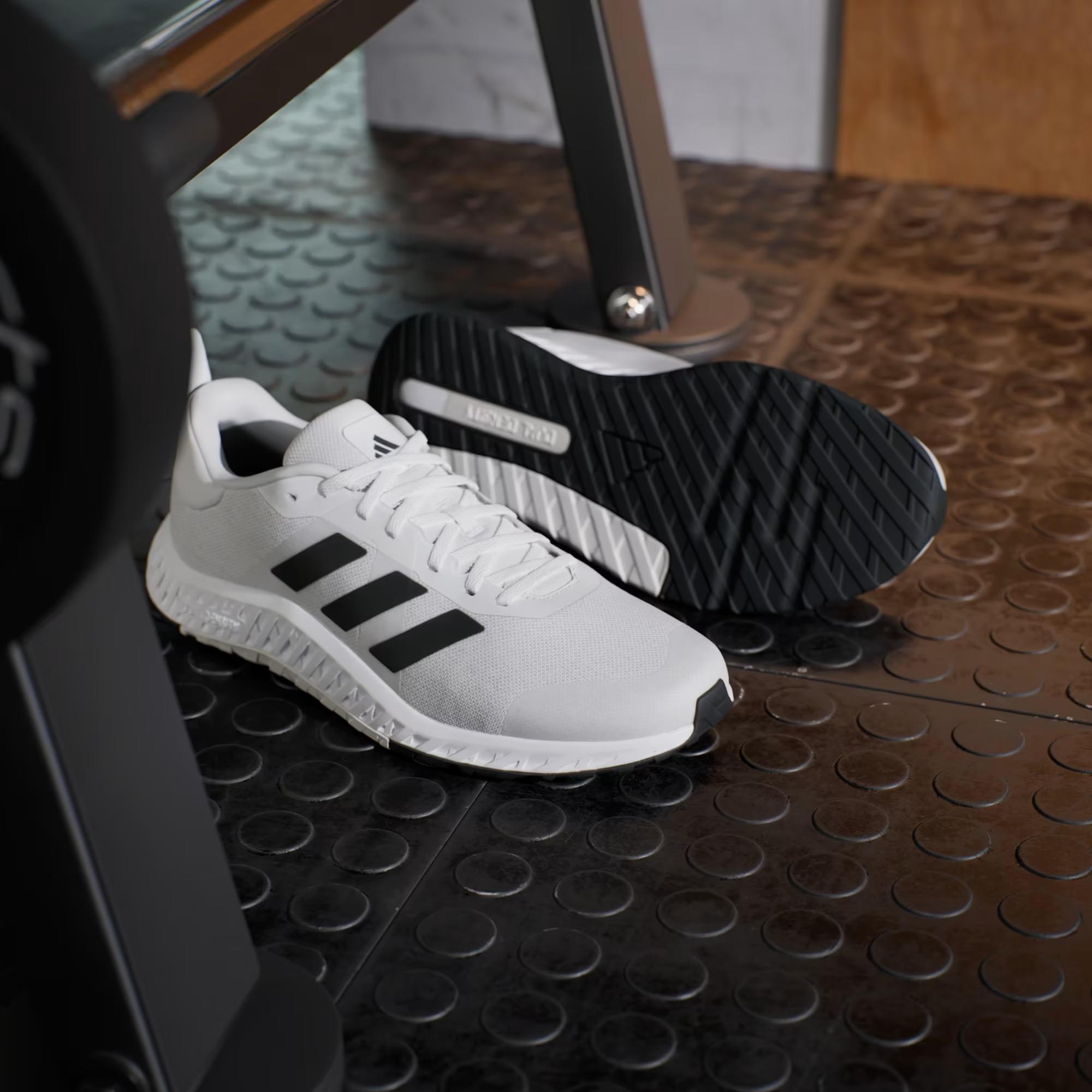 adidas Everyset Versatile Erkek Antrenman Ayakkabısı