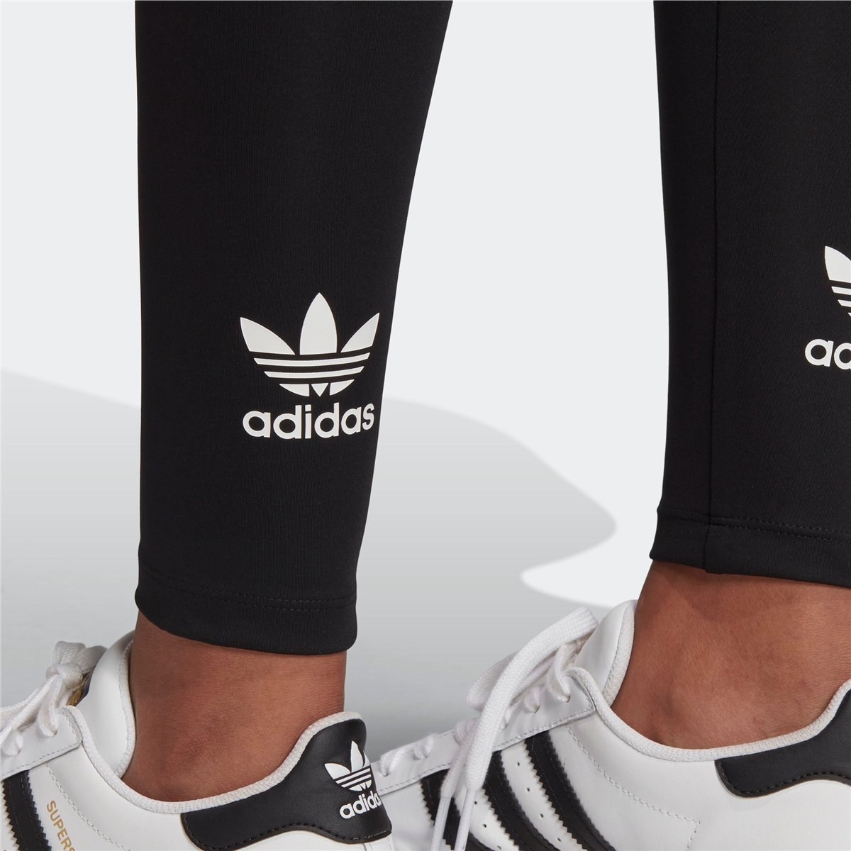 adidas High-Waisted Kadın Tayt