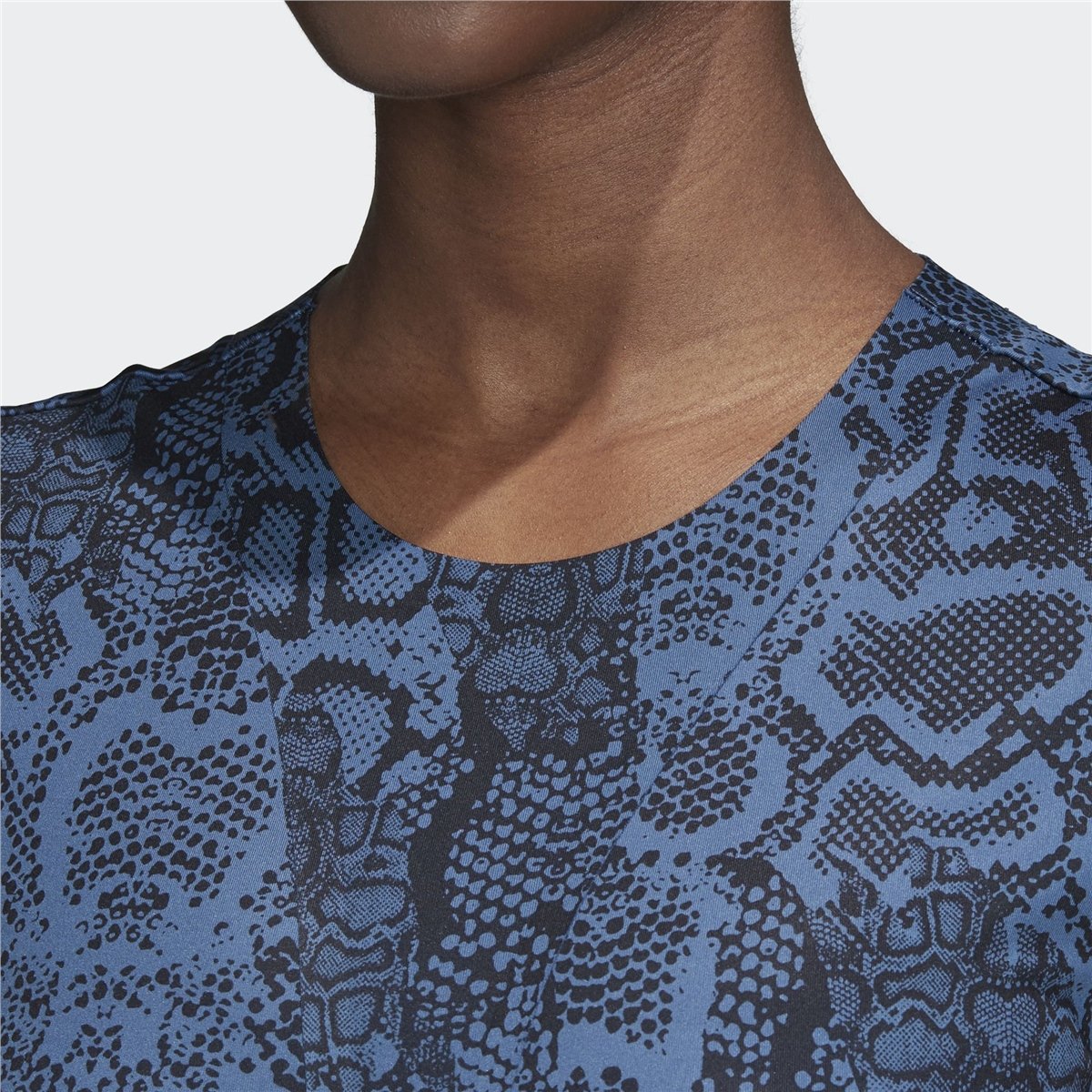 adidas Primeblue Training Kadın Tişört