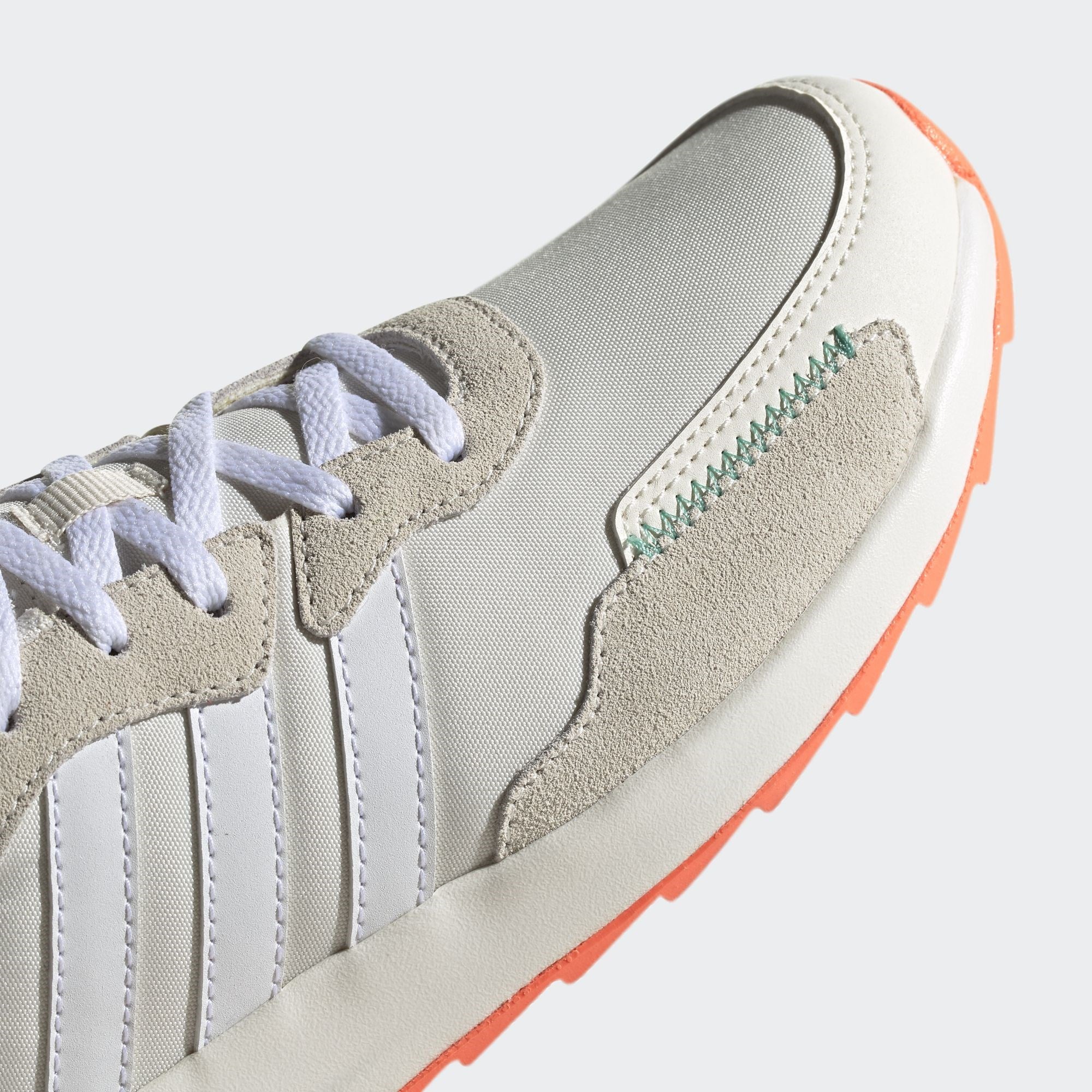 adidas Retrorun Kadın Koşu Ayakkabısı