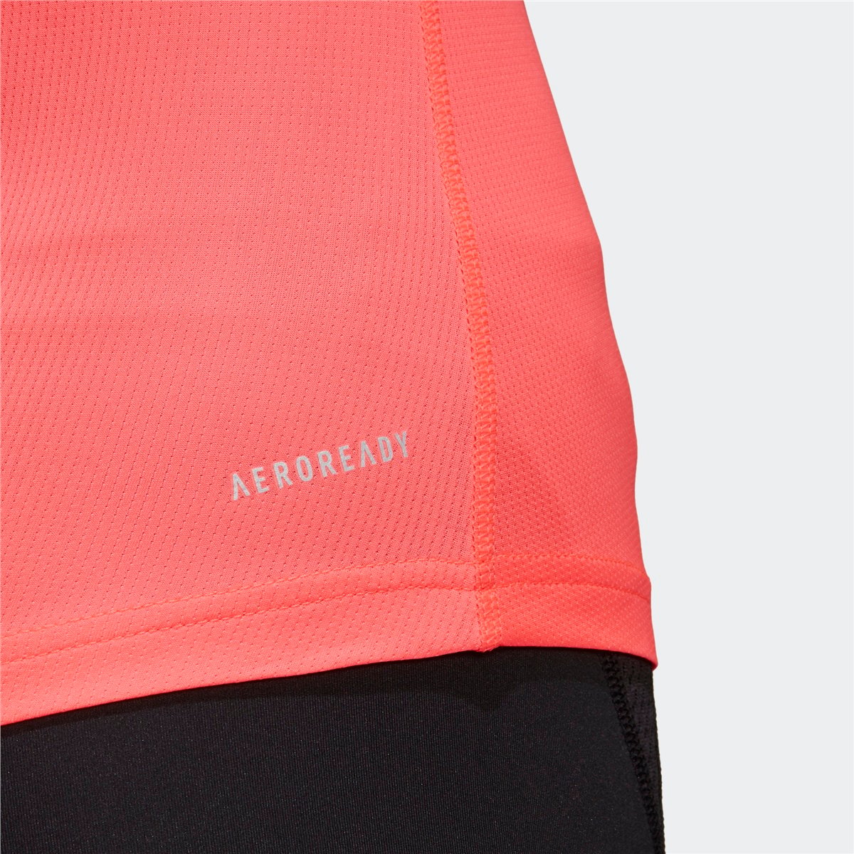 adidas Run IT Kadın Tişört