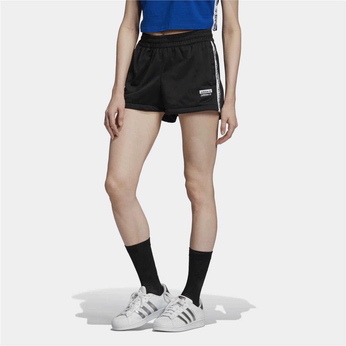 adidas Tape Shorts Kadın Şort
