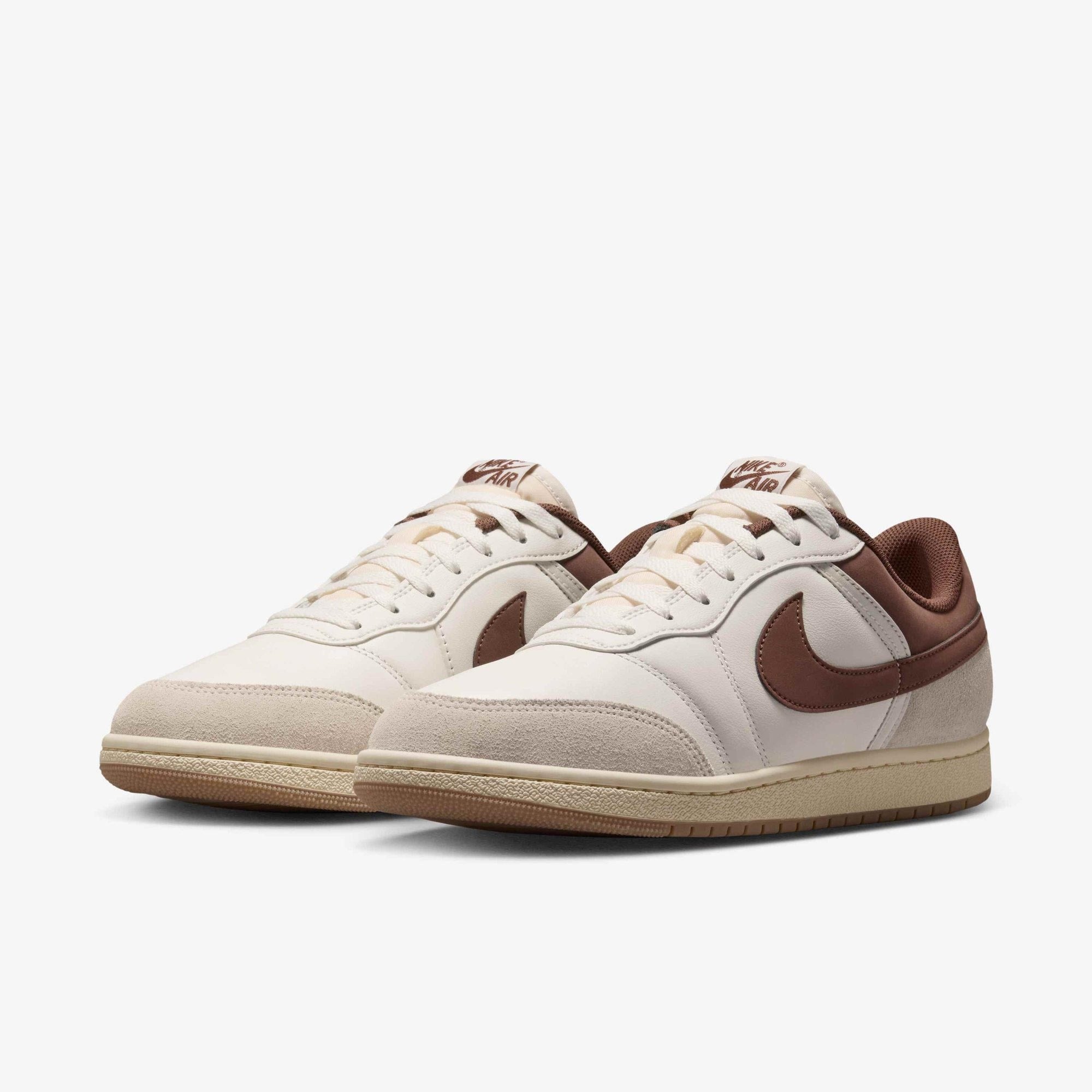 AIR JORDAN SKYLINE LOW LE - ORANJ