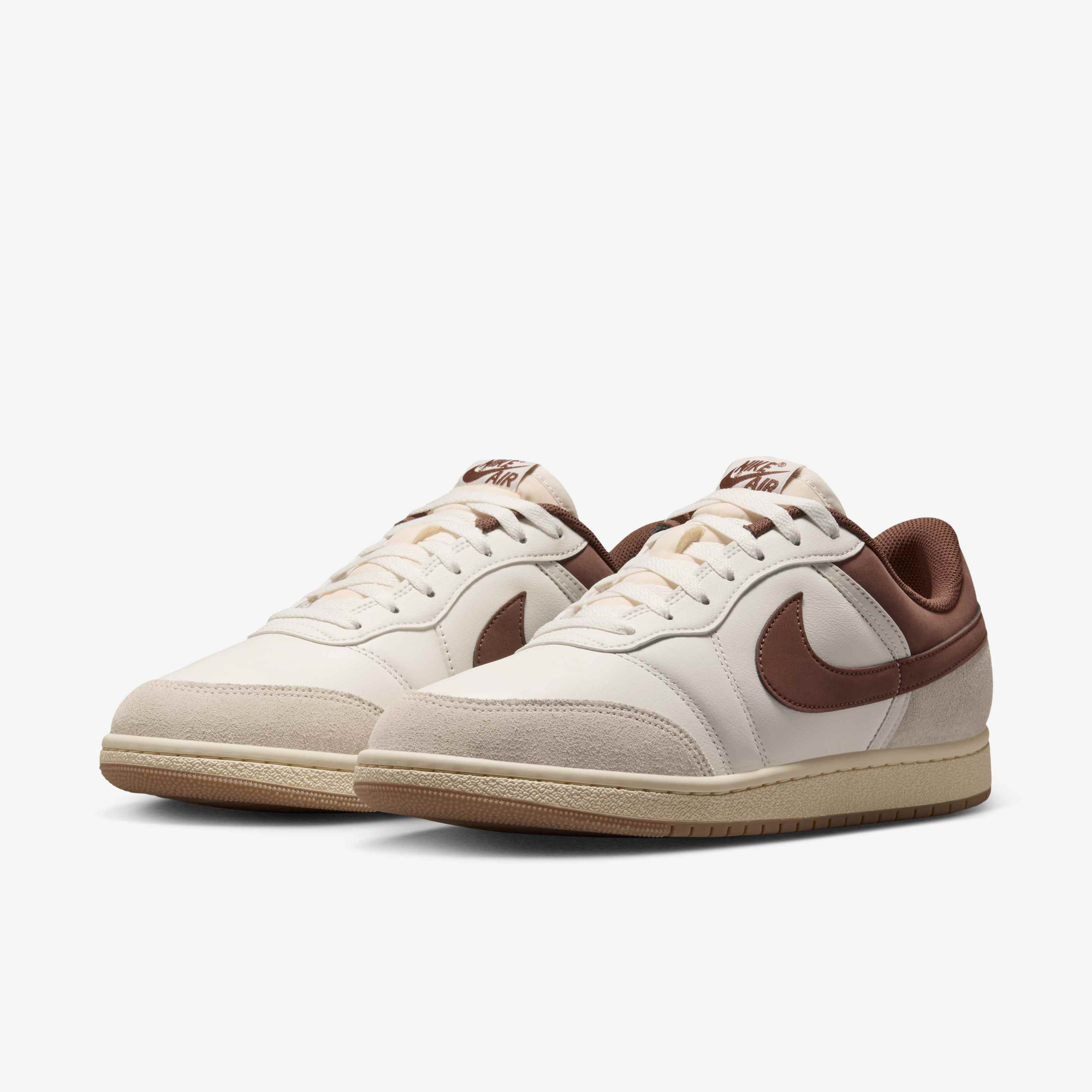 AIR JORDAN SKYLINE LOW LE - ORANJ