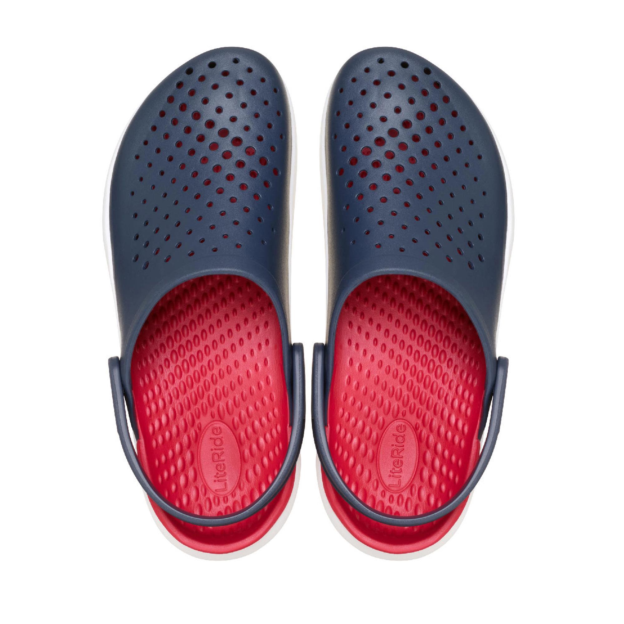 Crocs InMotion Erkek Terlik