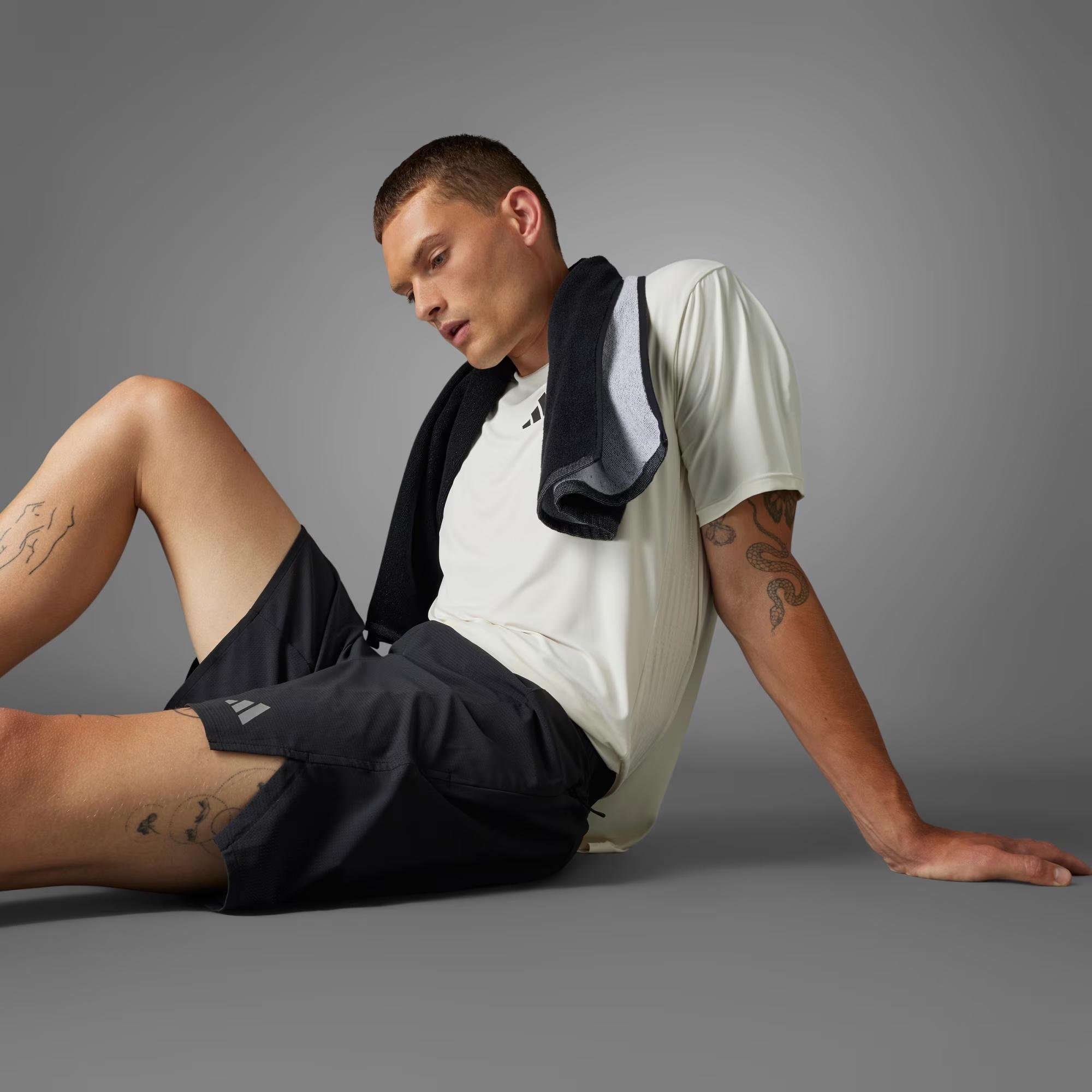 D4T HR SHO - ADIDAS SIYAH