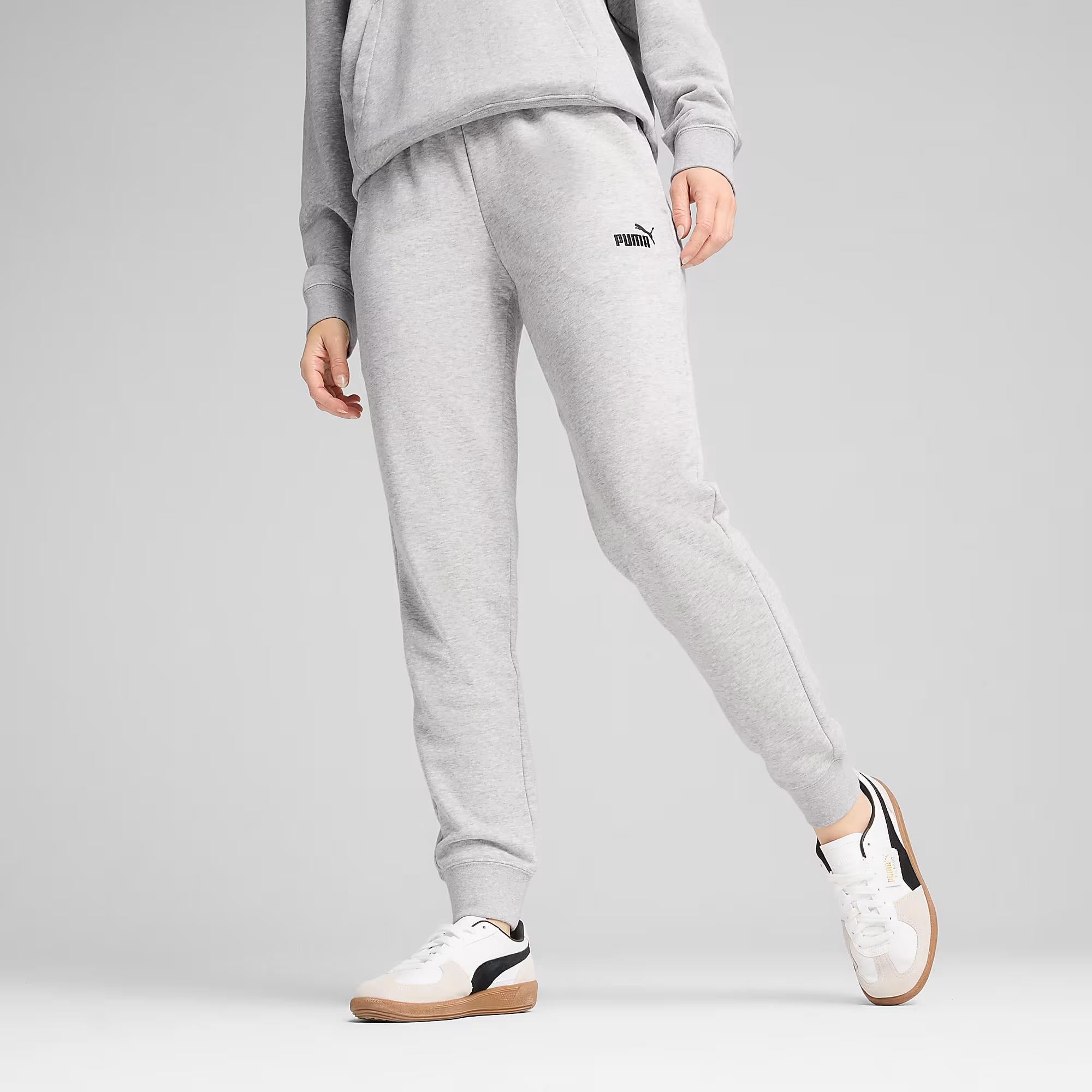 ESS No. 1 Logo Sweatpants - PUMA 04