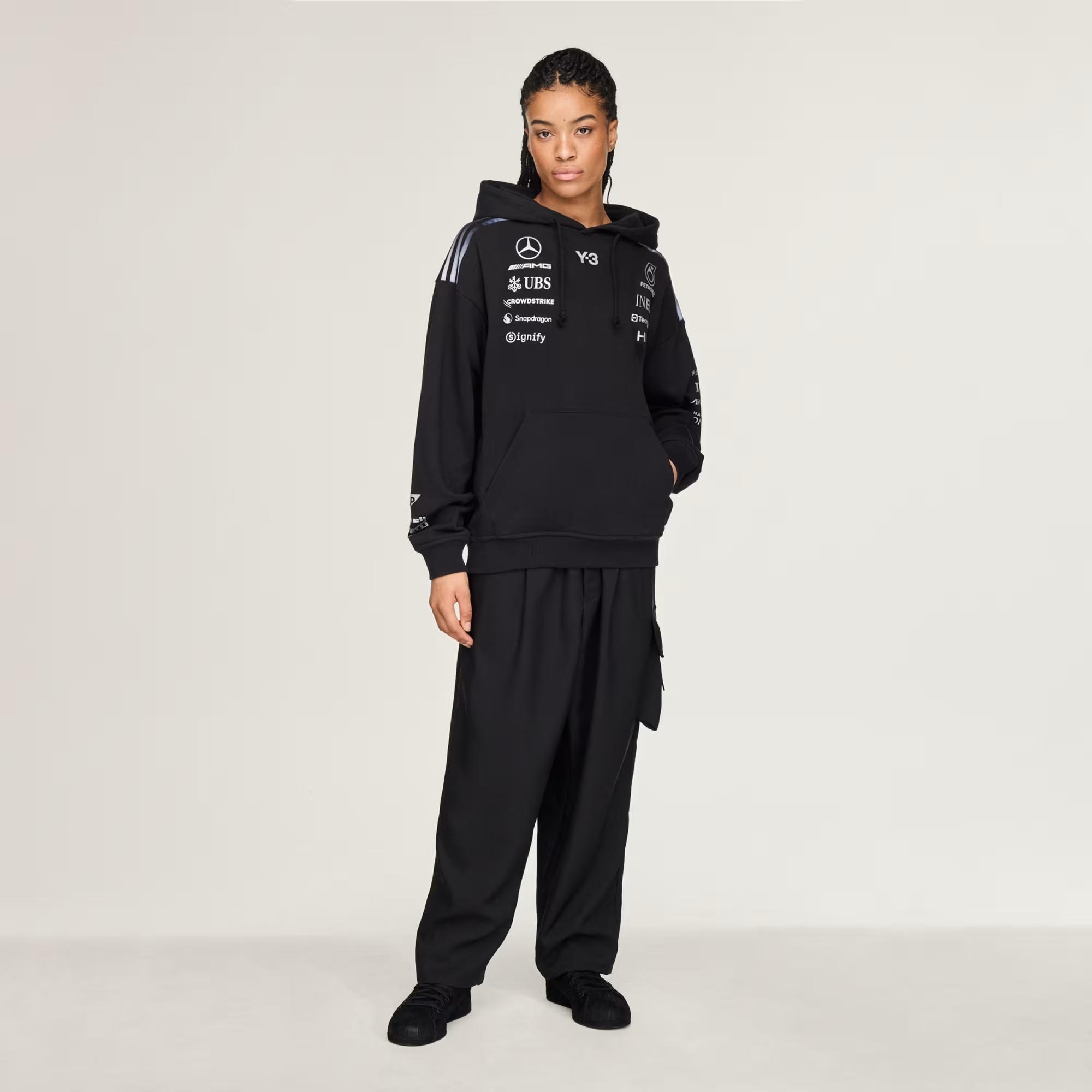 F1 TEAM HOODIE - ADIDAS SIYAH