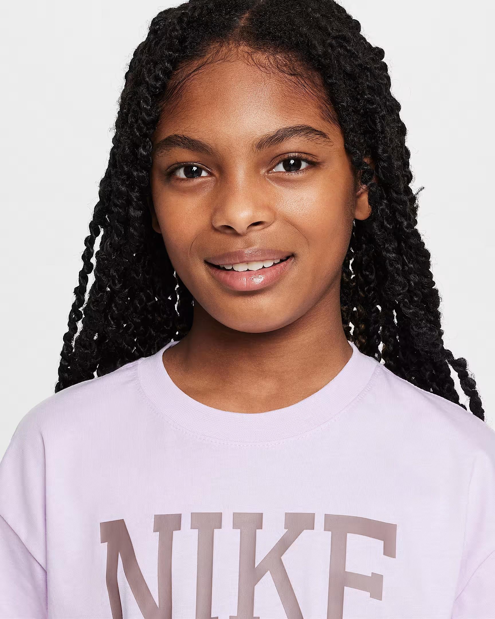 G NSW TEE GRAPHIC STAR - LAC/ORA/SİY