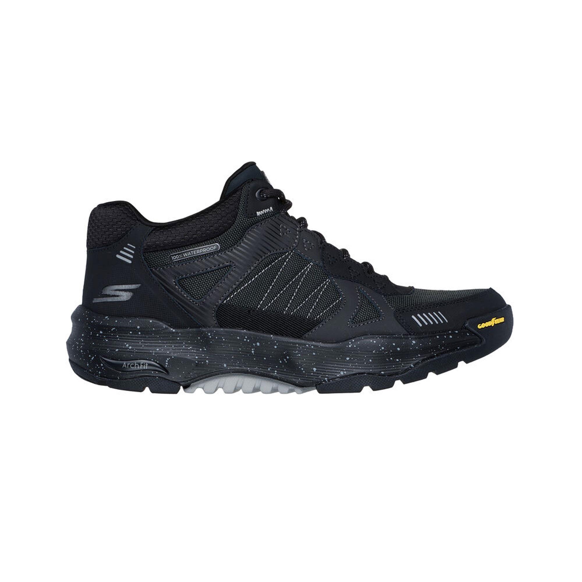 GO WALK ARCH FIT OUTDOOR - BBK