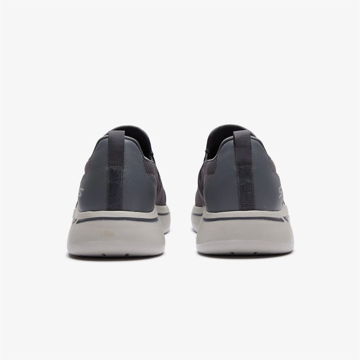 GO WALK ARCH FIT - TOGPATH - CHAR
