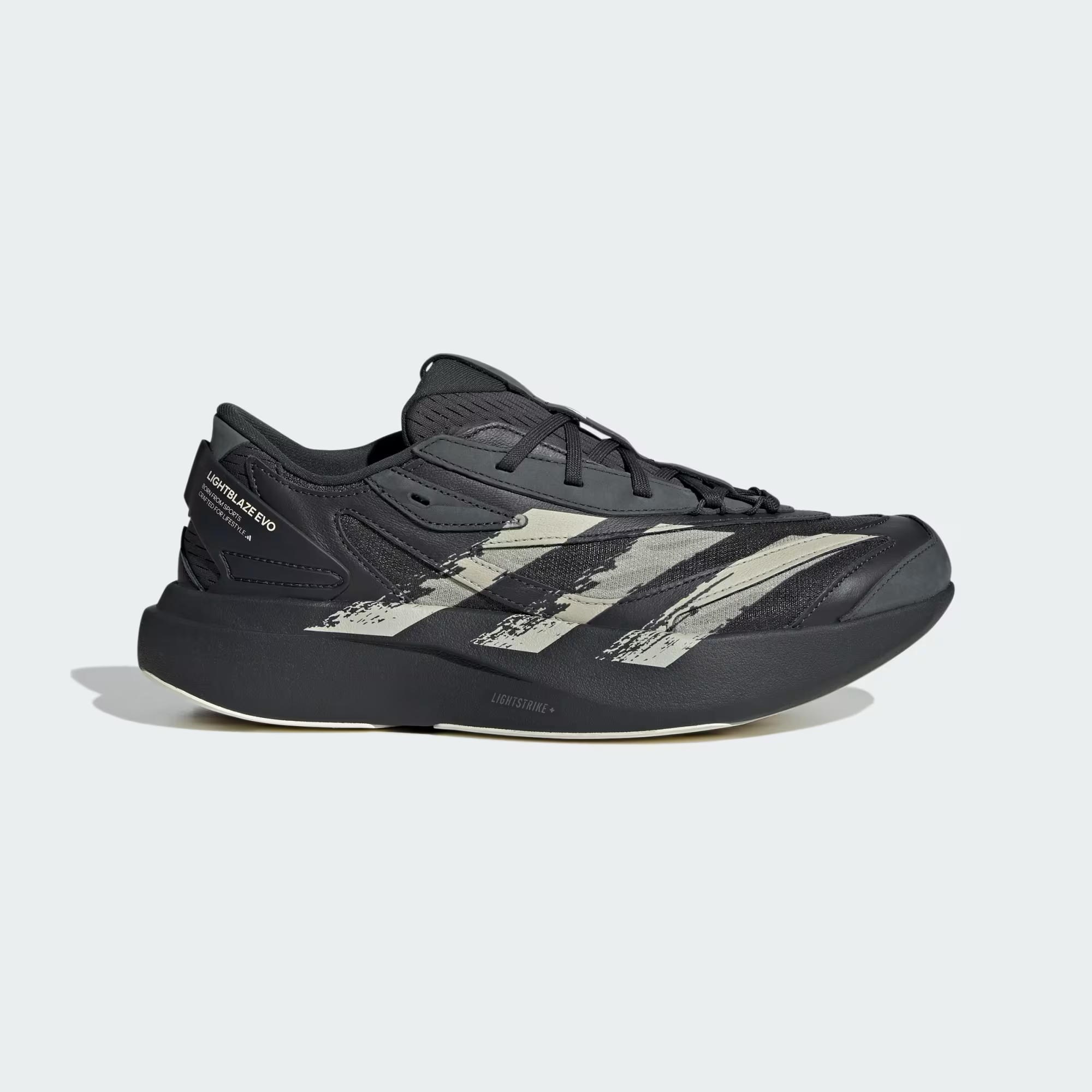 LIGHTBLAZE EVO BRUSHED - ADIDAS SIYAH