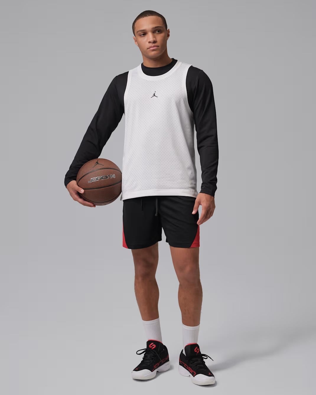 M J SPT BB SHORT - BEYAZ