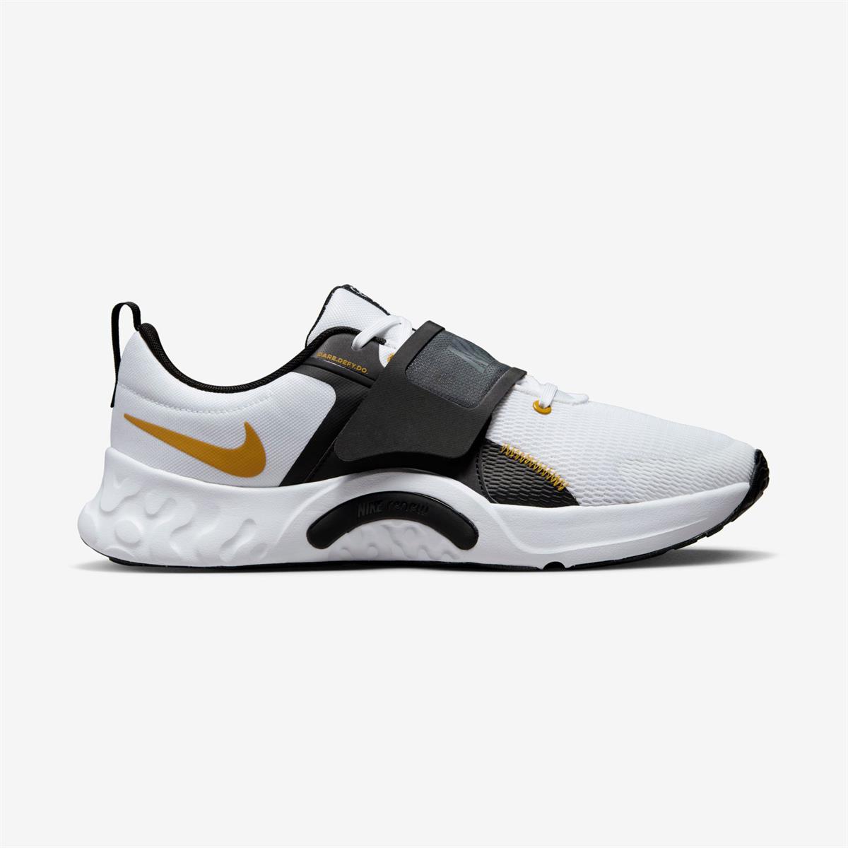 M NIKE RENEW RETALIATION 4 - ORANJ