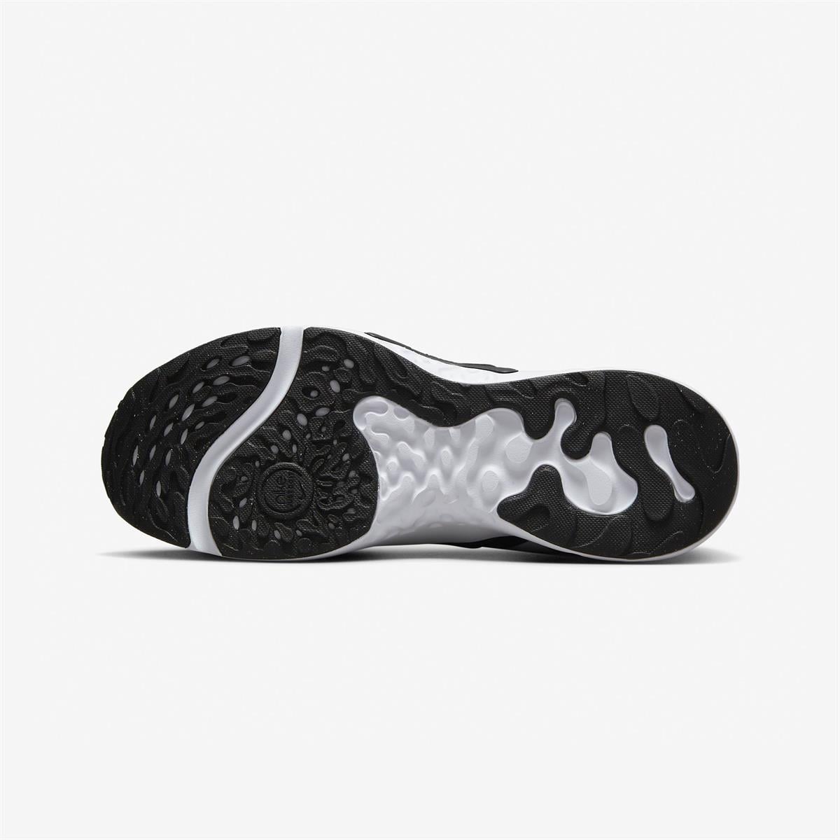 M NIKE RENEW RETALIATION 4 - ORANJ