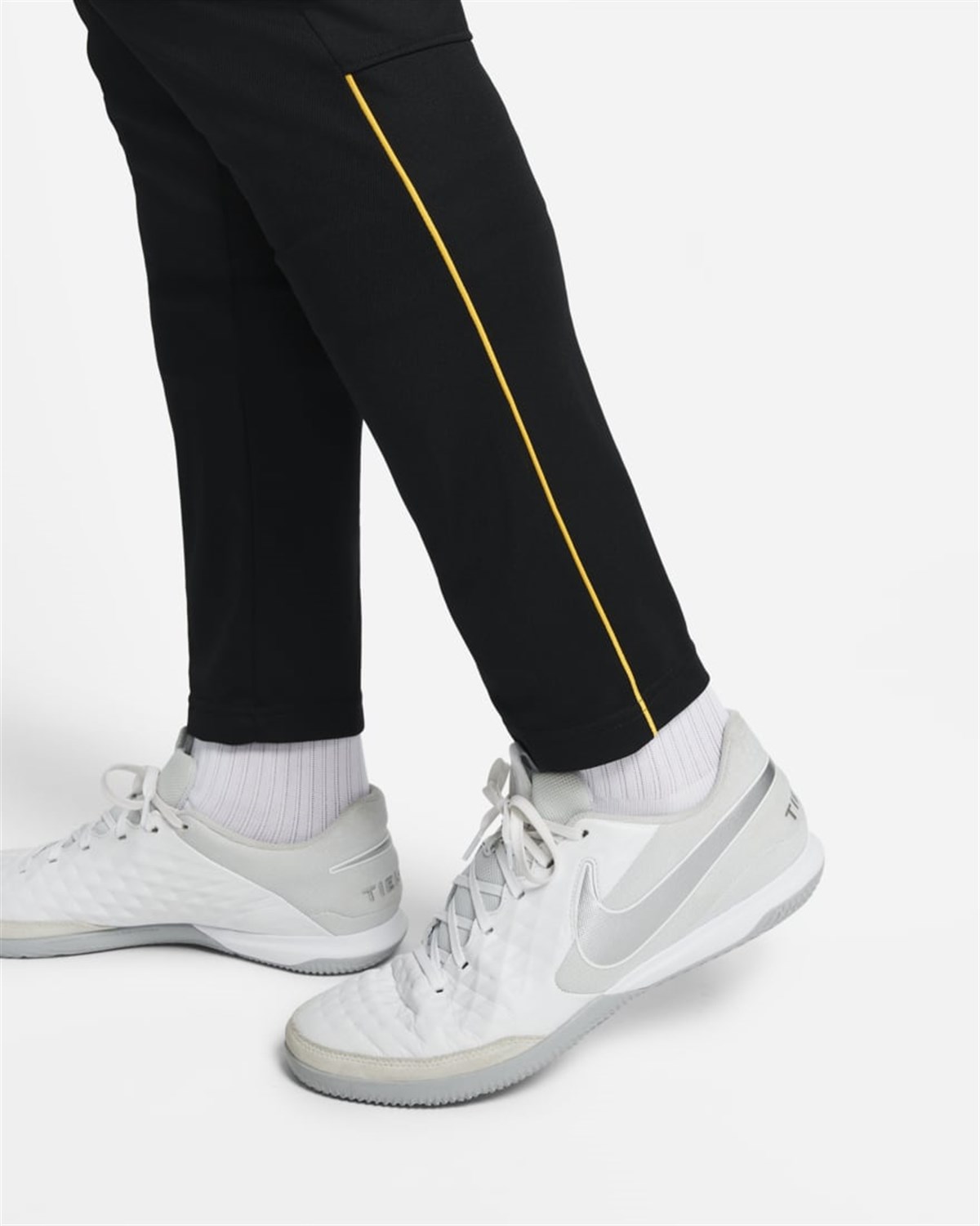 M NK DF ACD21 TRK SUIT K - BEYAZ(RUGAN)