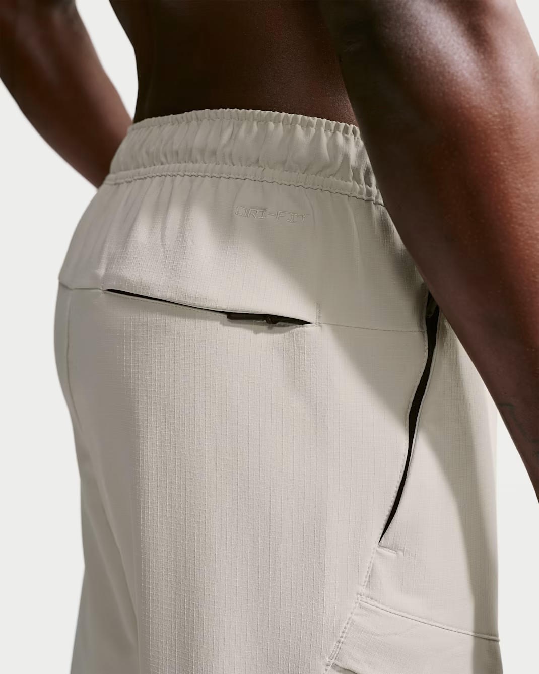 M NK DF UNLMTD PANT ALT CARGO - PORTAKAL