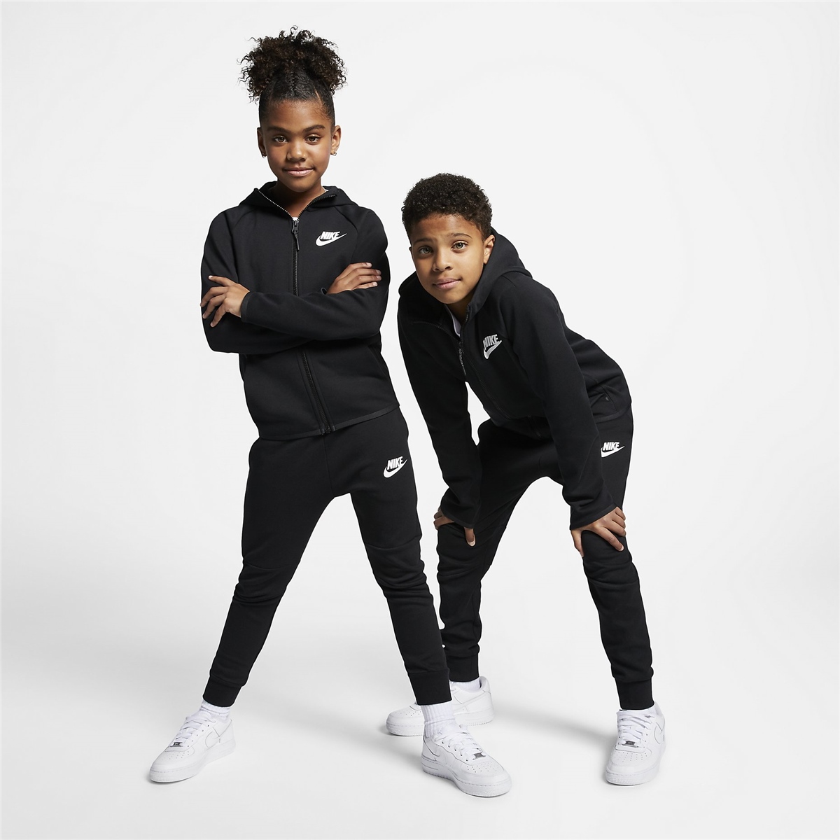 Nike B Nsw Tch FZ Essentials Çocuk Sweatshirt 