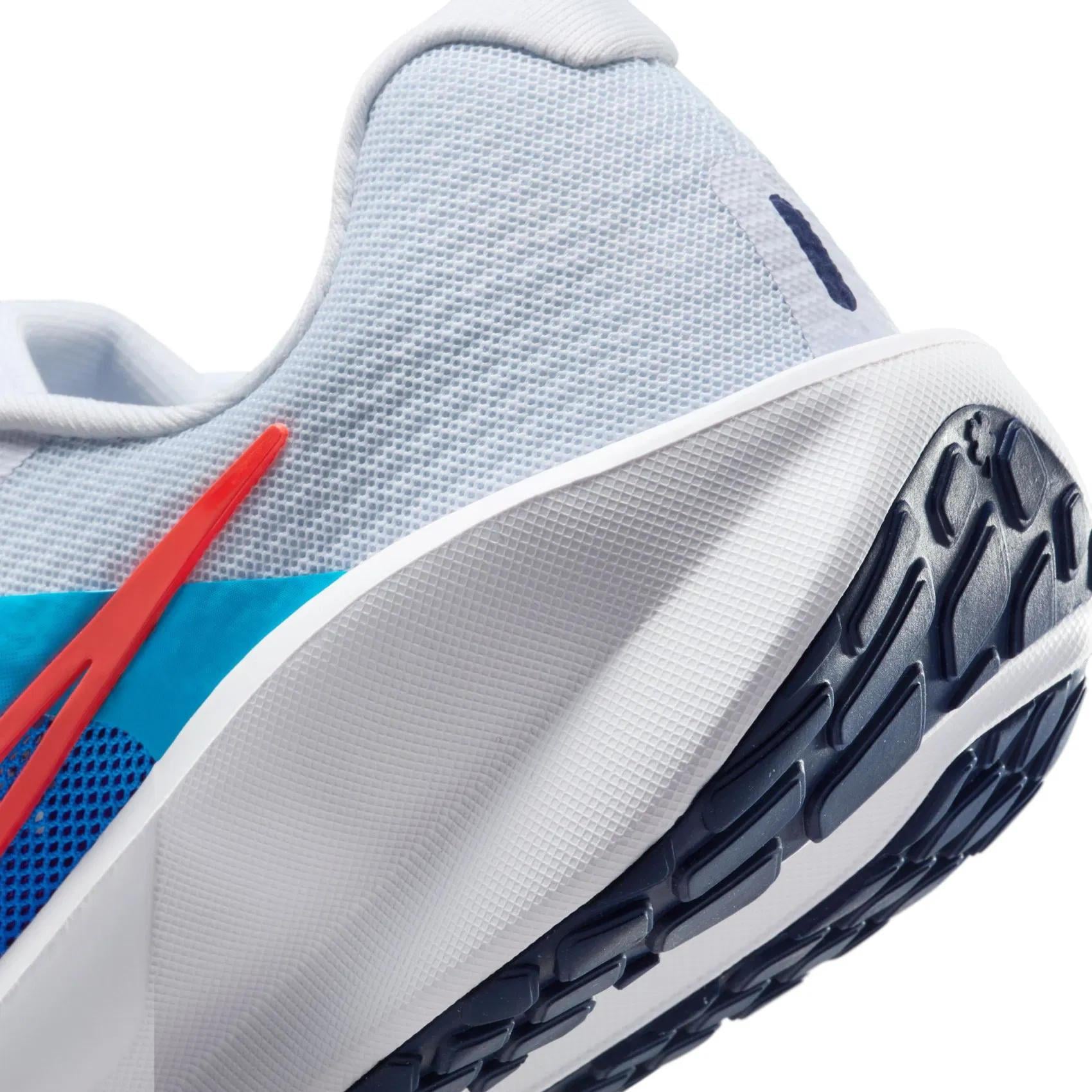NIKE DOWNSHIFTER 13 - BEJ