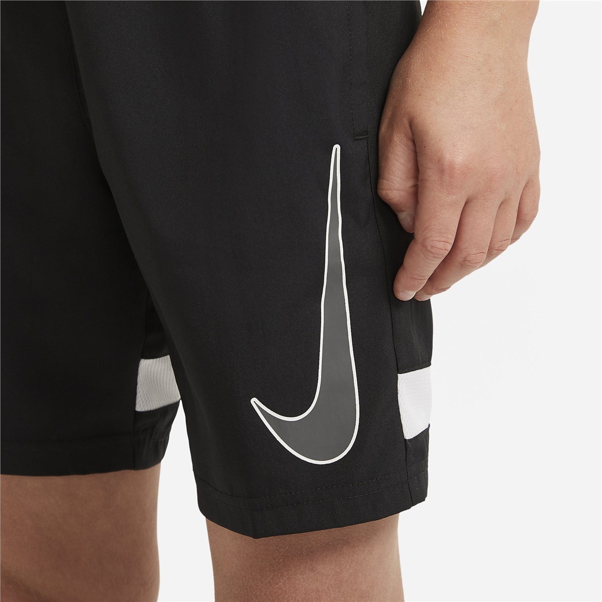 Nike Dri-Fit Academy Older Graphic Football Çocuk Şort
