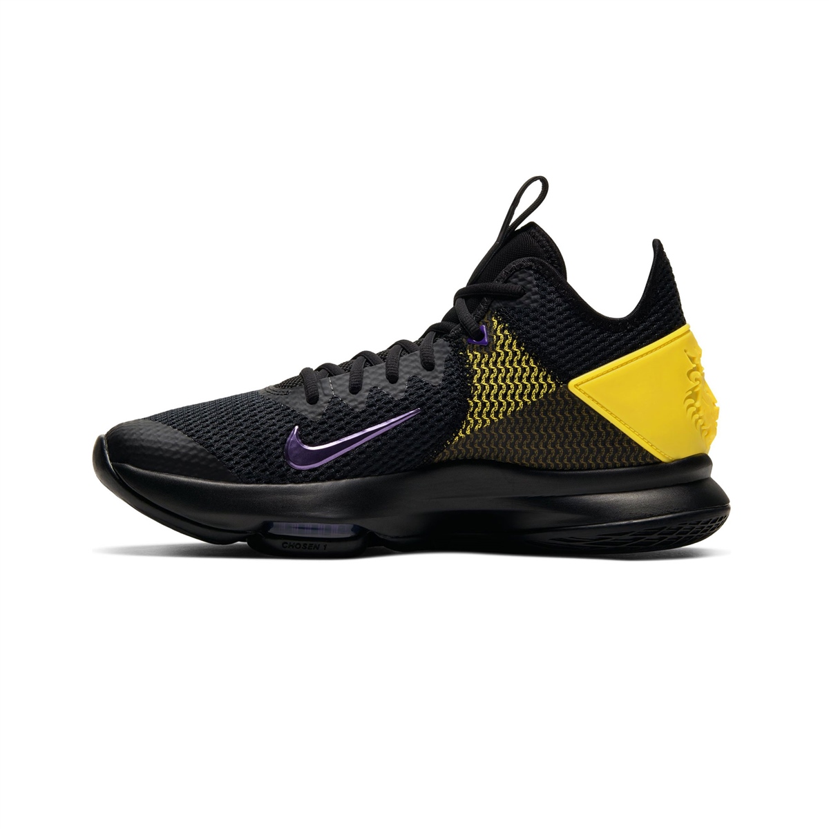 Nike LeBron James Witness 4 Erkek Basketbol Ayakkabısı