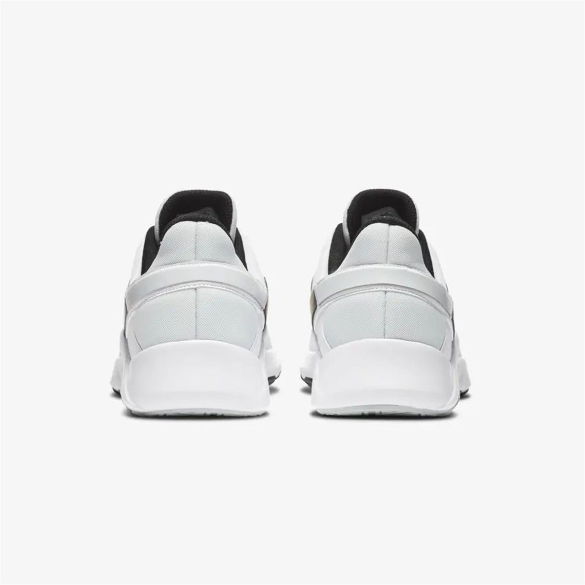 NIKE LEGEND ESSENTIAL 2 - FÜME