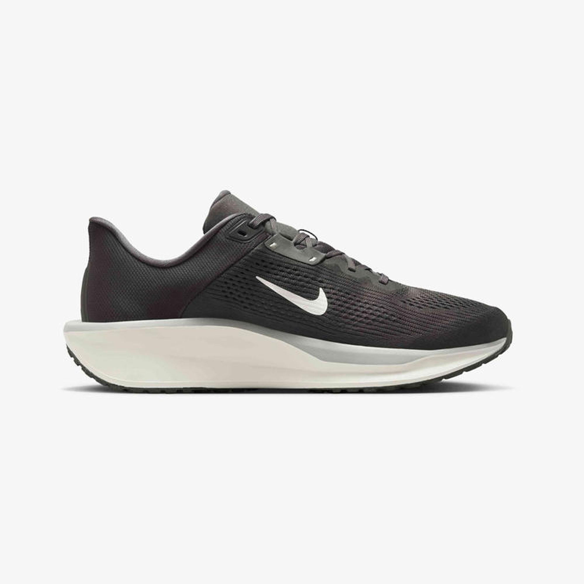 NIKE QUEST 6 - SİYAH/BEJ