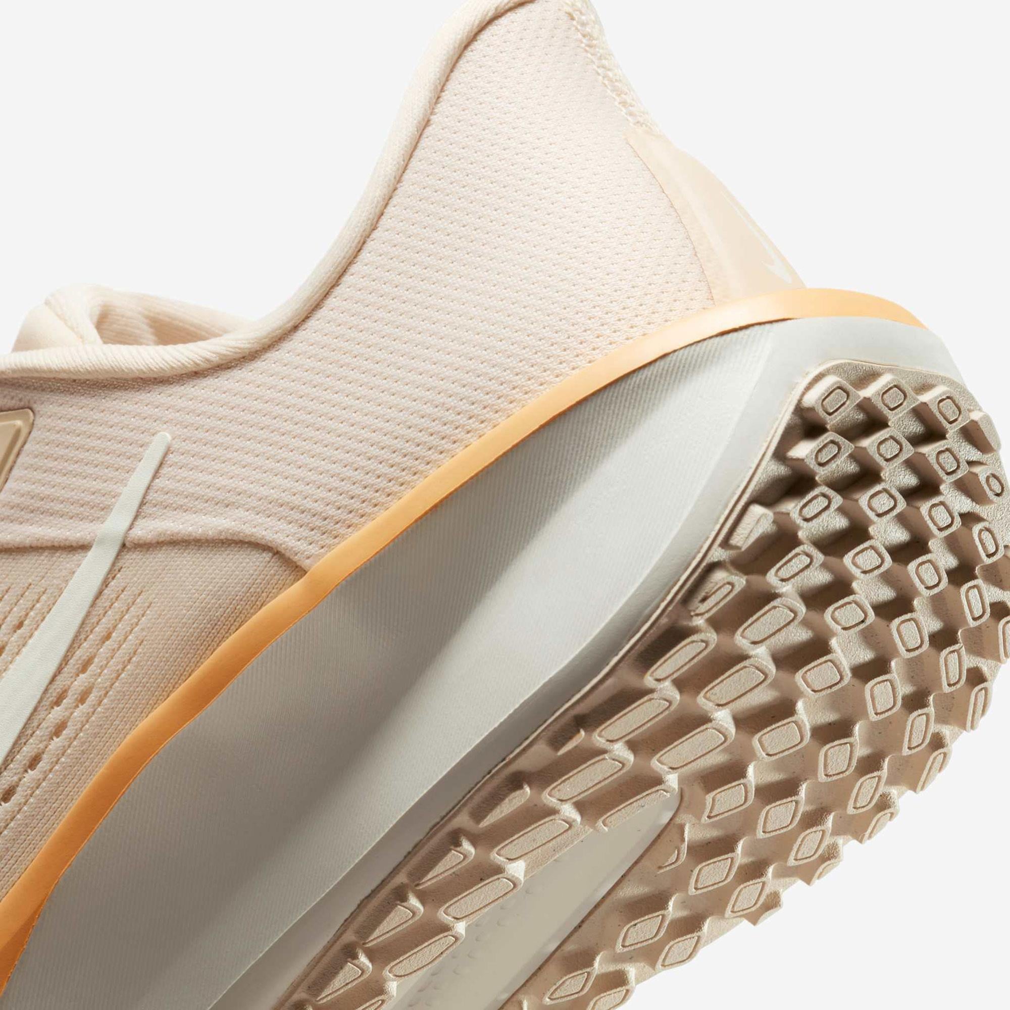 Nike Quest 6 - SİYAH/BEJ