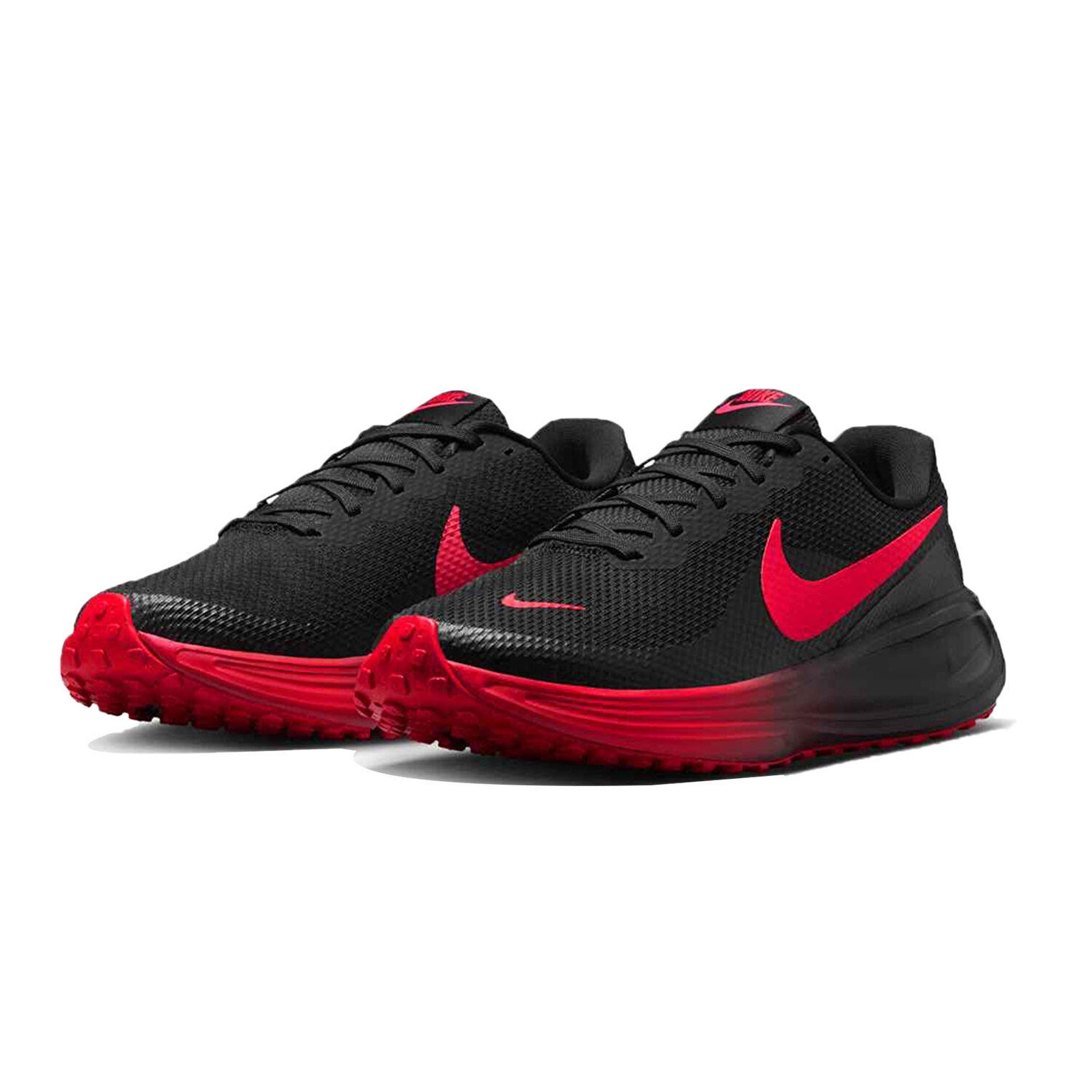 NIKE REVOLUTION 8 - BEJ
