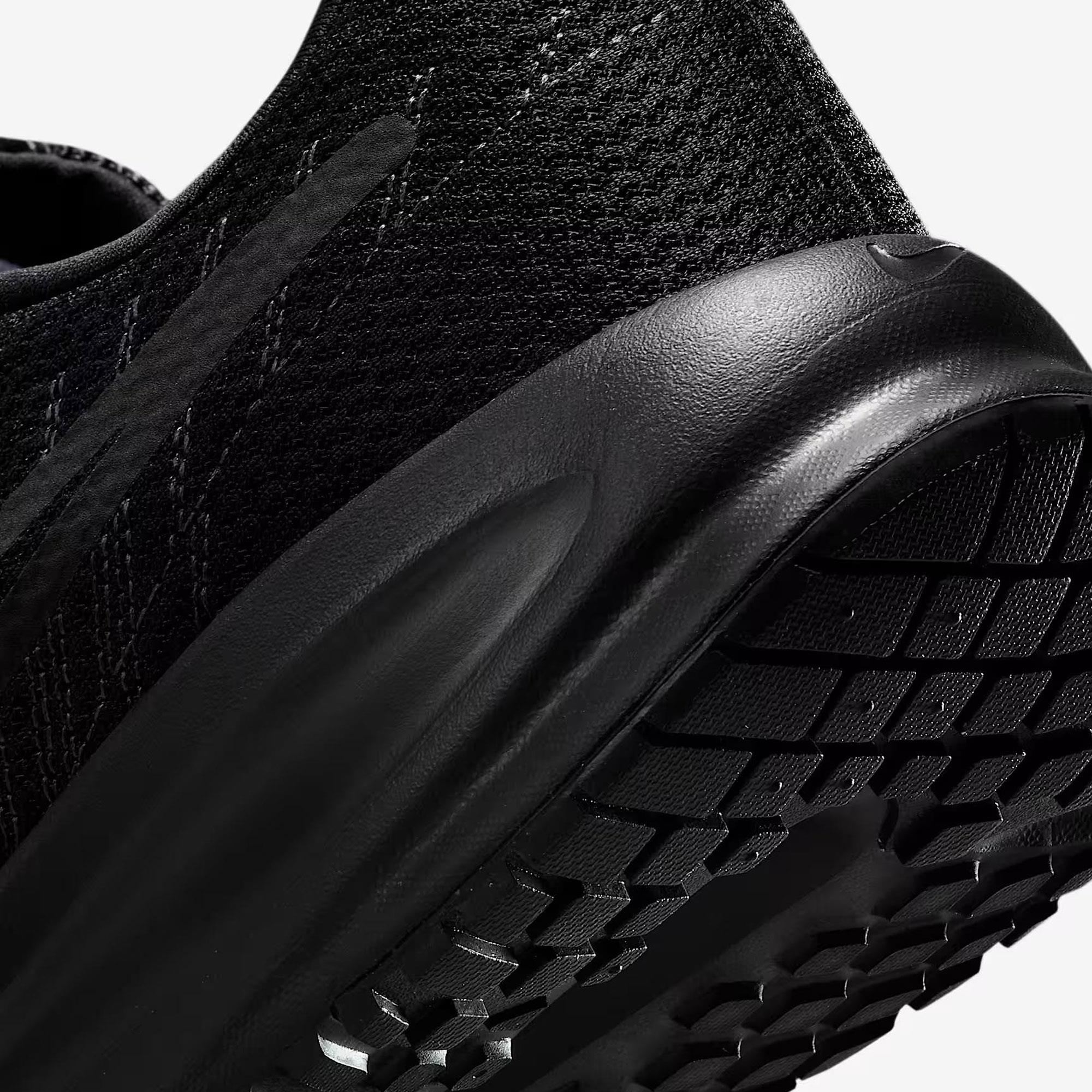 NIKE RUN DEFY - FÜME